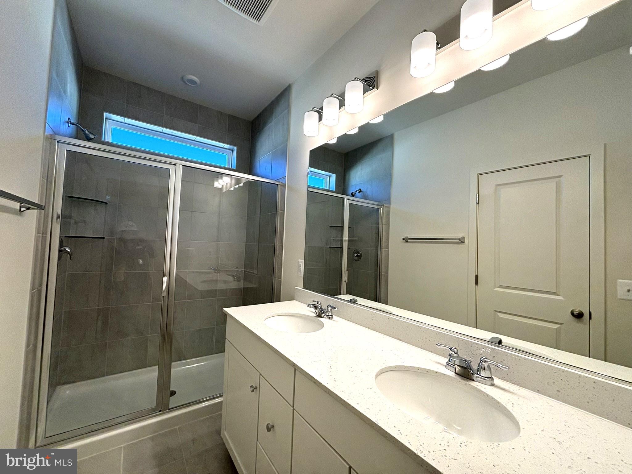 CASCADE LANDING - Residential