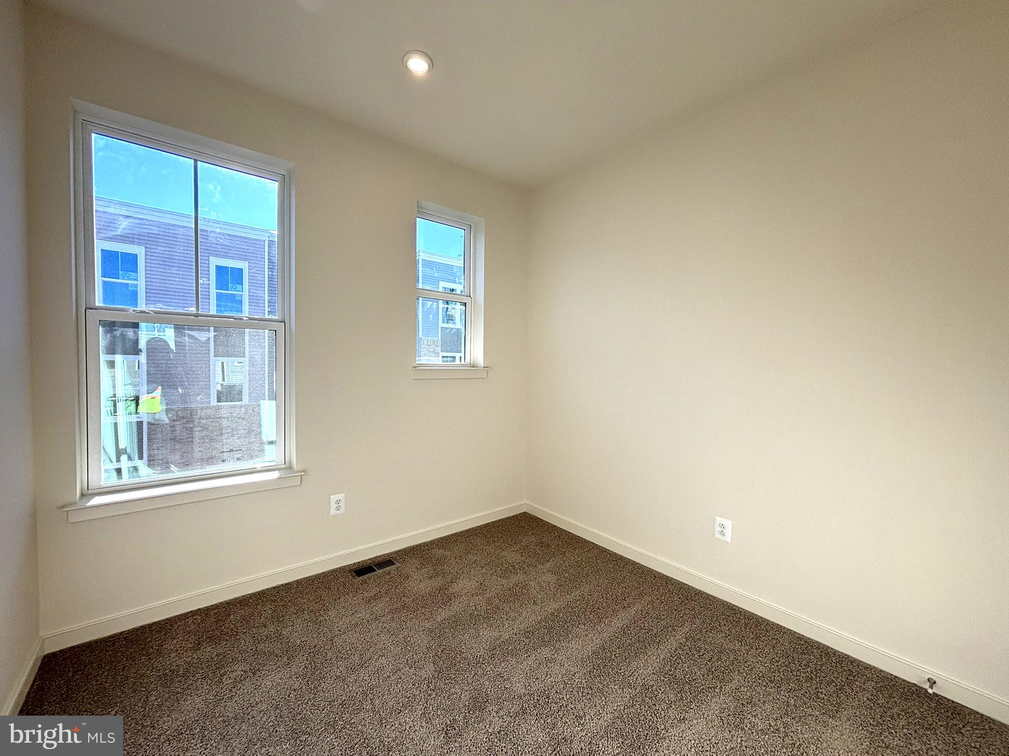 CASCADE LANDING - Residential