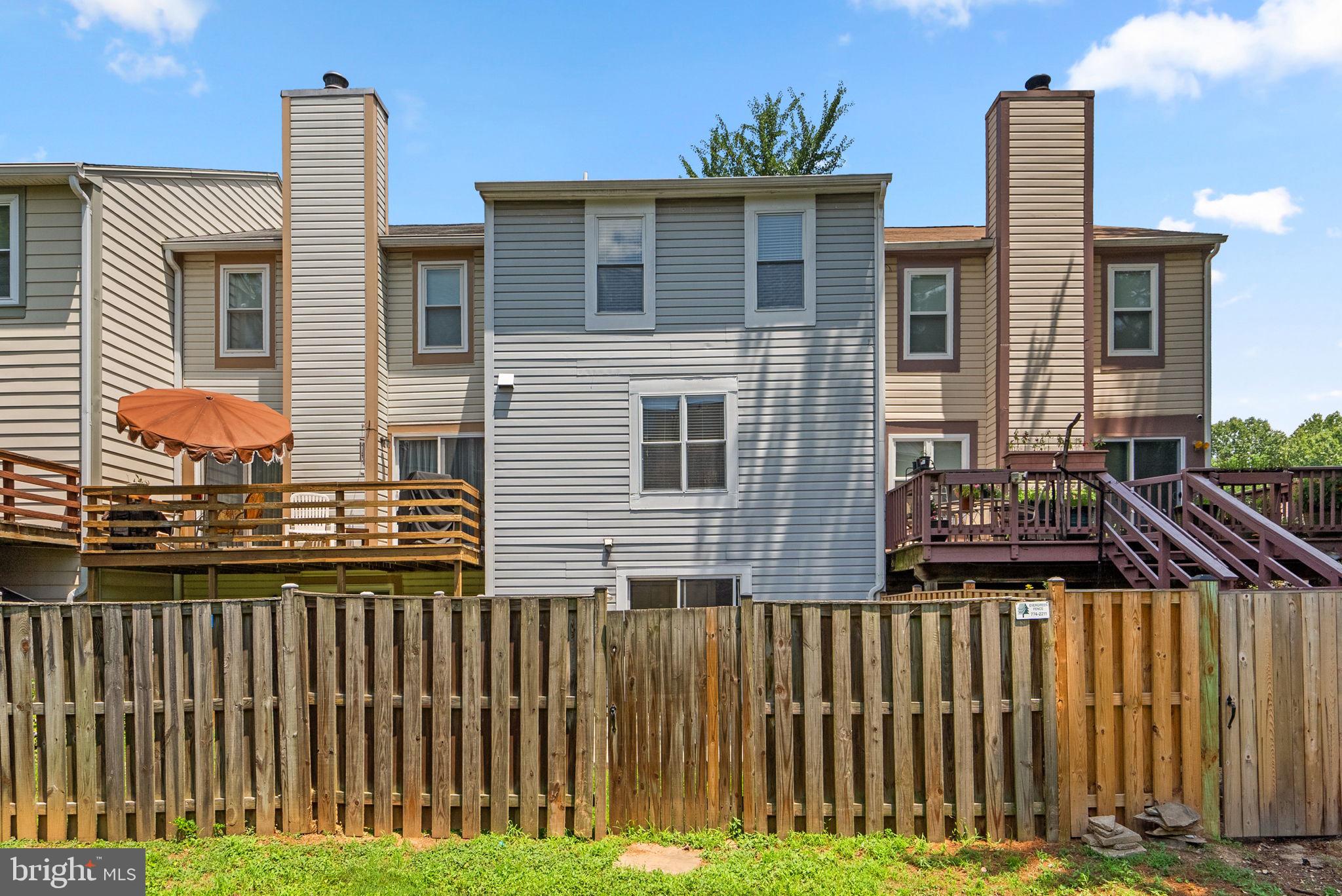 SENECA PARK - Residential