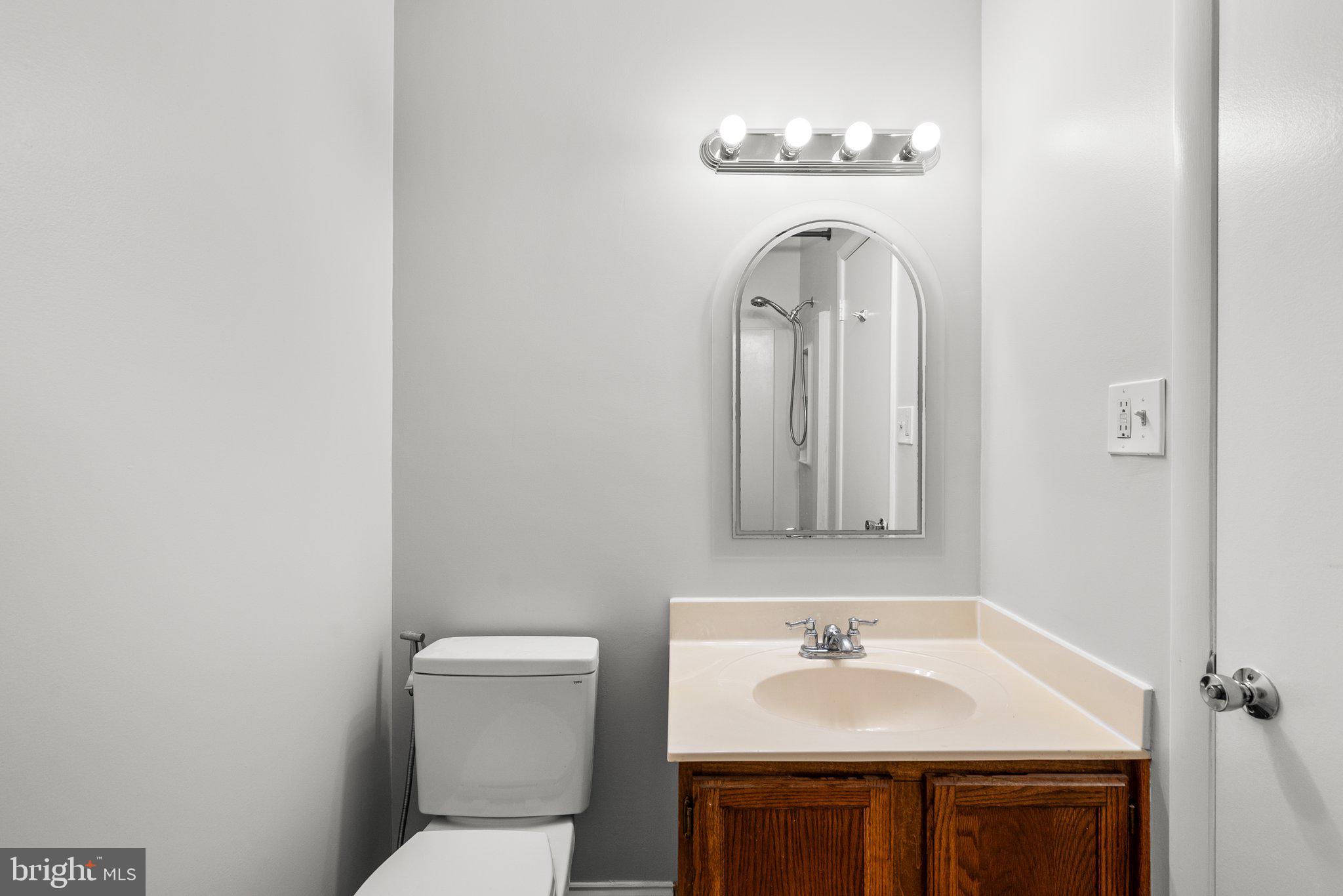 SENECA PARK - Residential