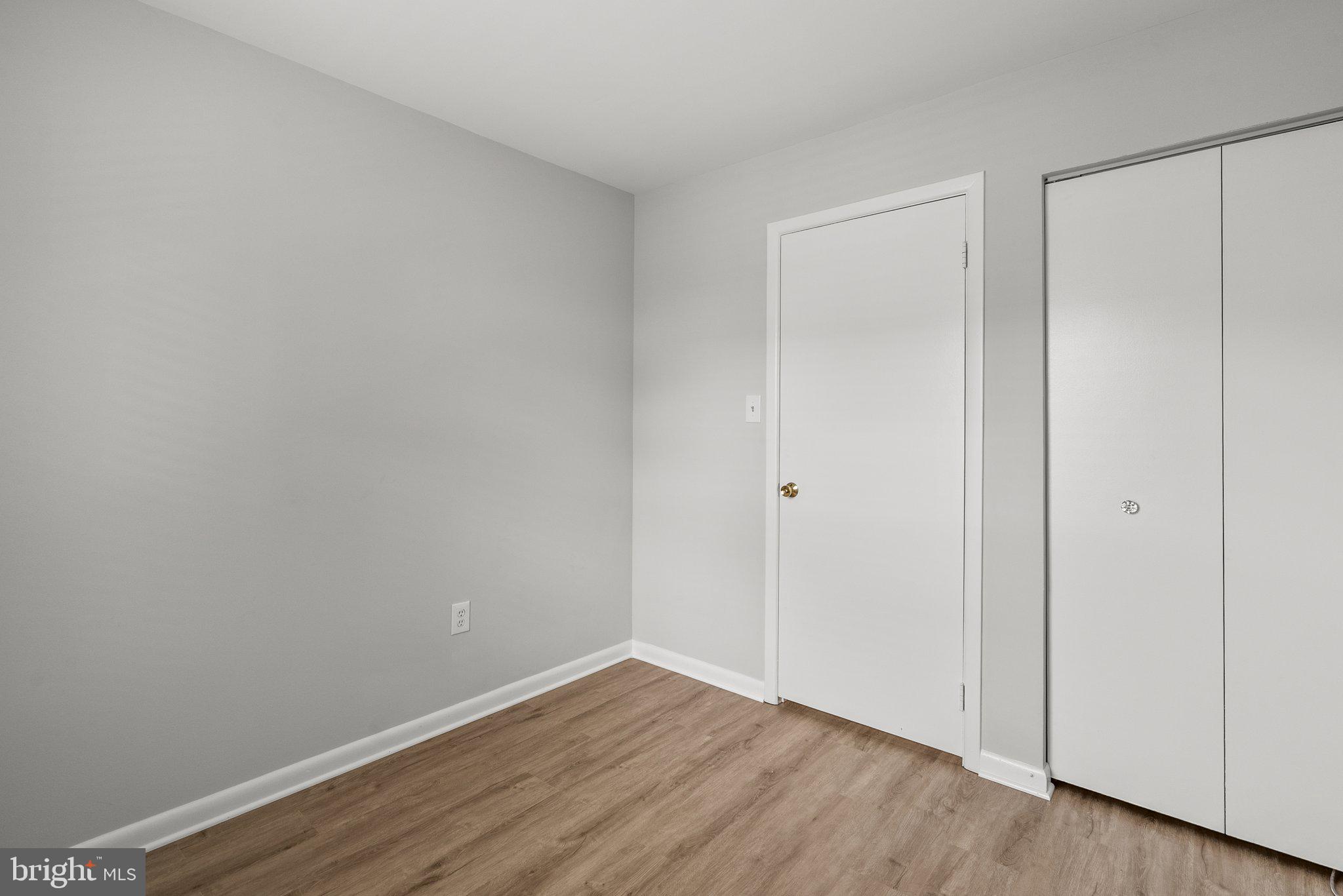 SENECA PARK - Residential