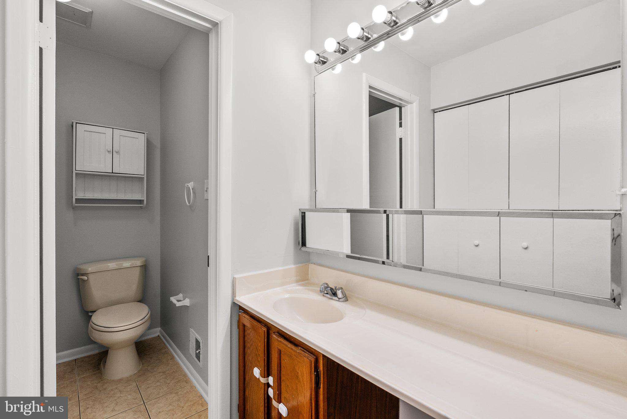 SENECA PARK - Residential