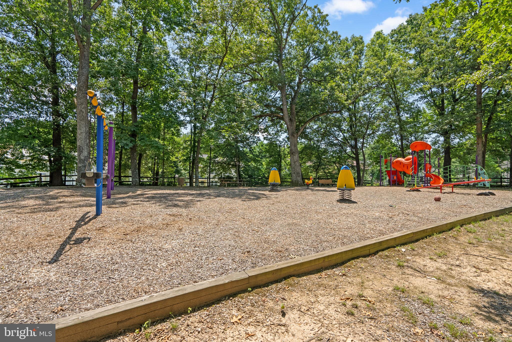 SENECA PARK - Residential