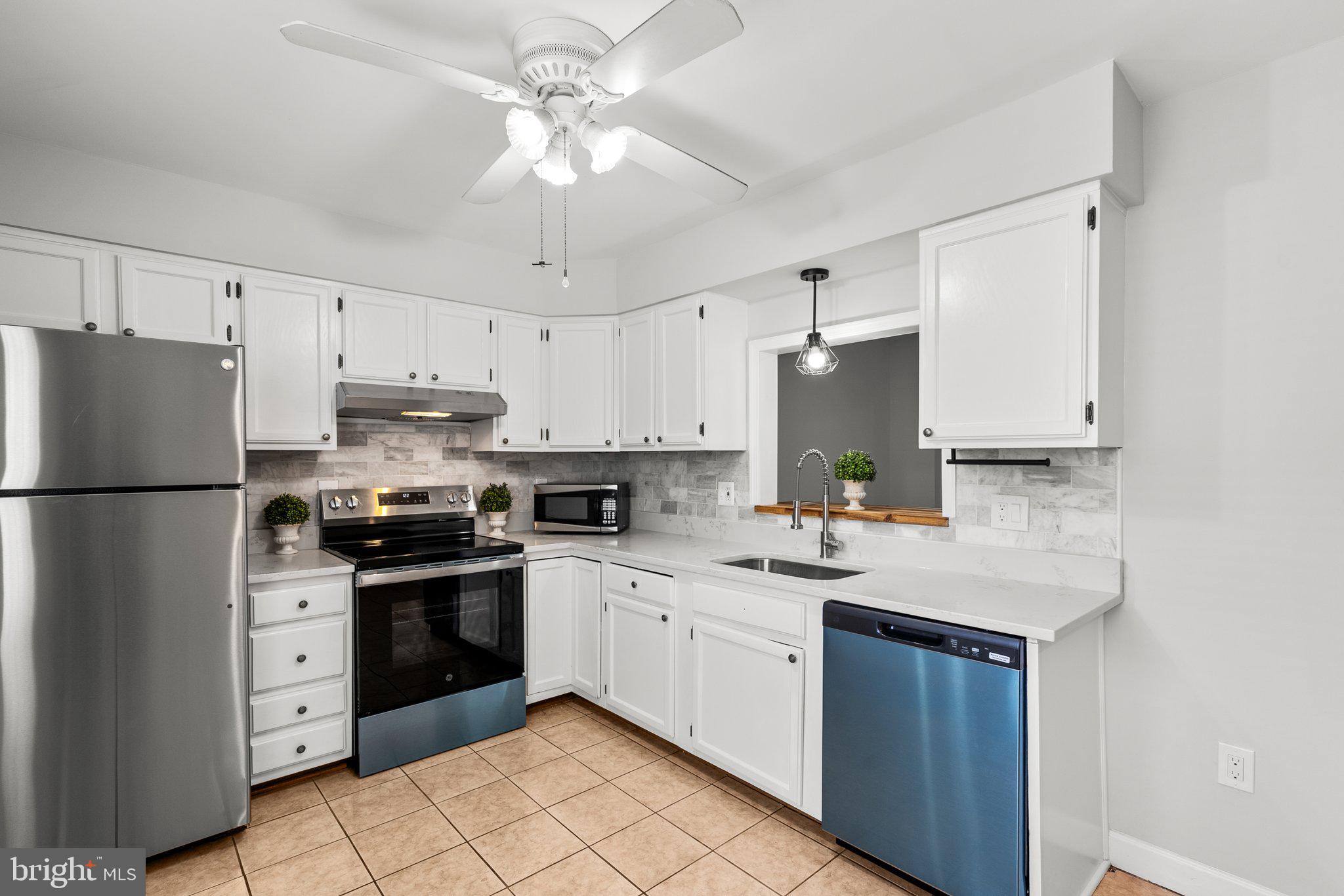 SENECA PARK - Residential