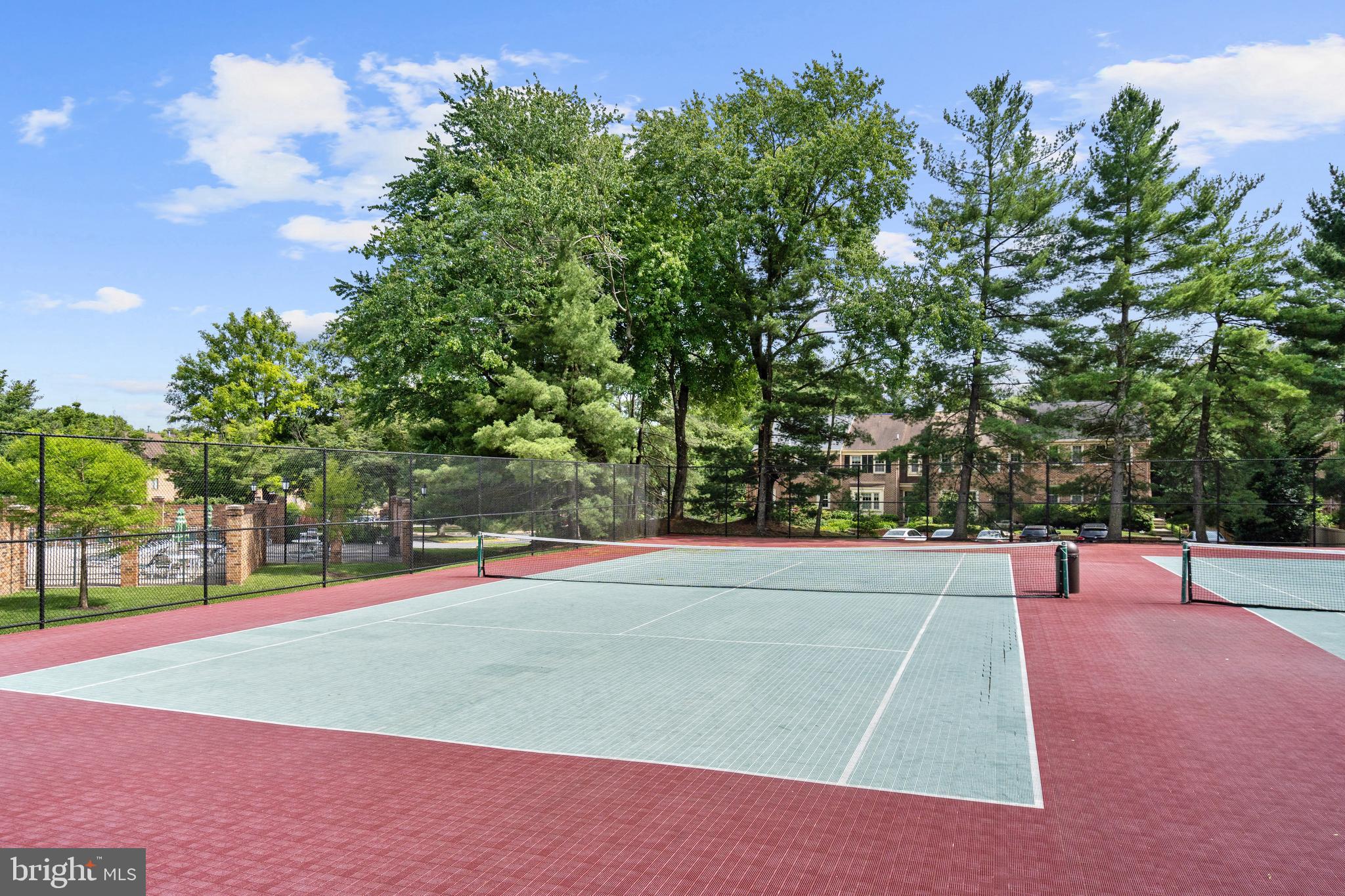 OLD GEORGETOWN VILLAGE - Residential