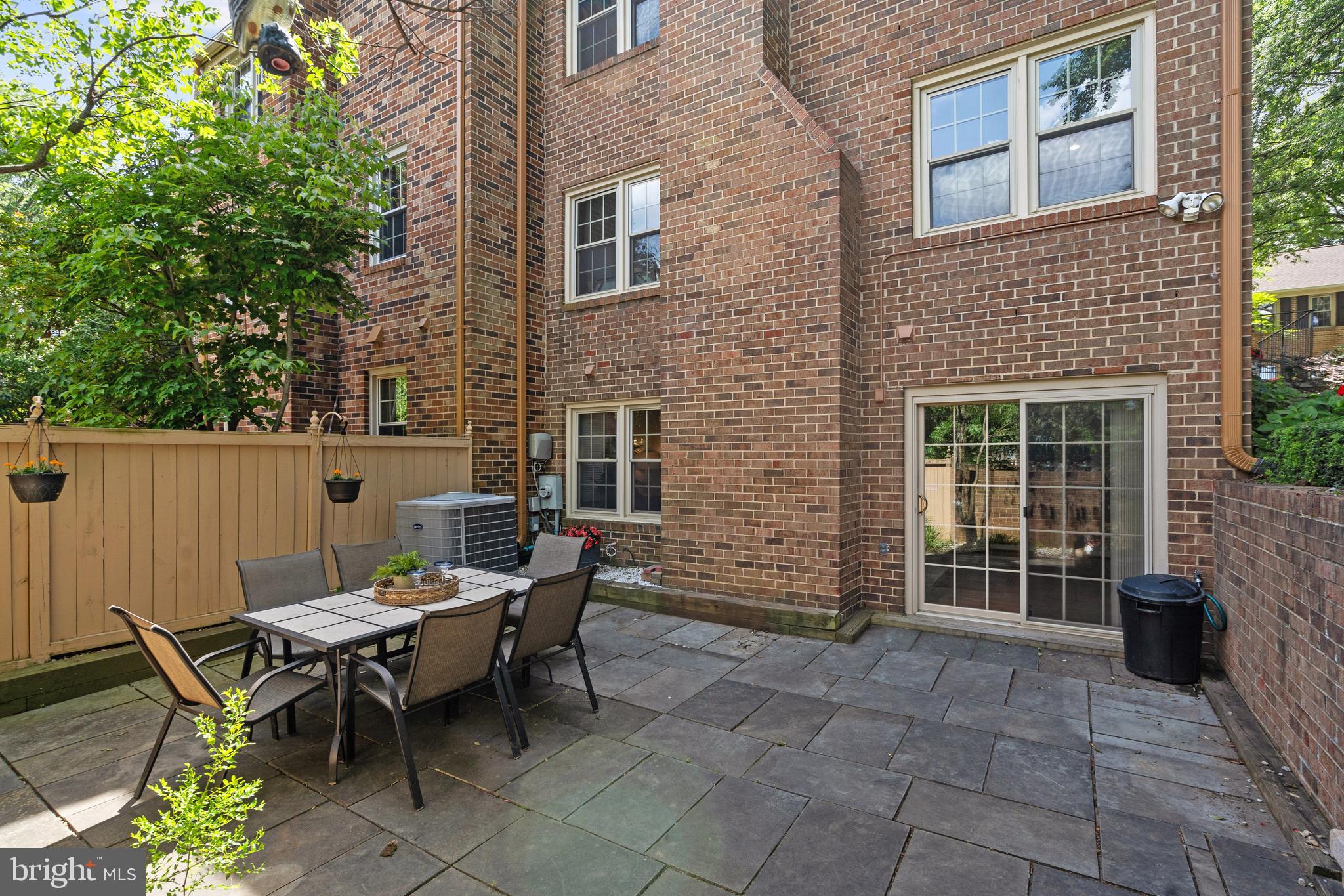 OLD GEORGETOWN VILLAGE - Residential