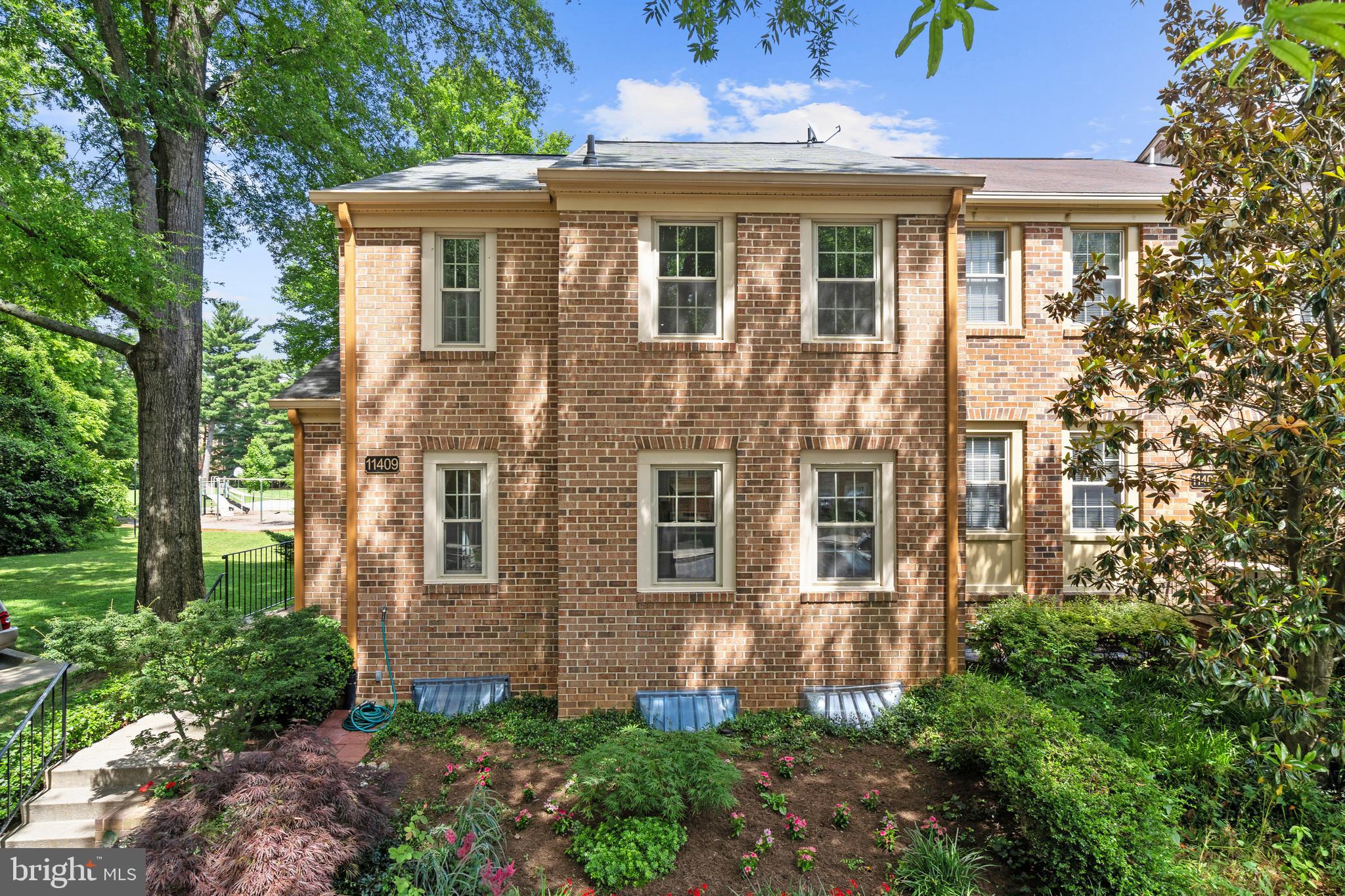 OLD GEORGETOWN VILLAGE - Residential