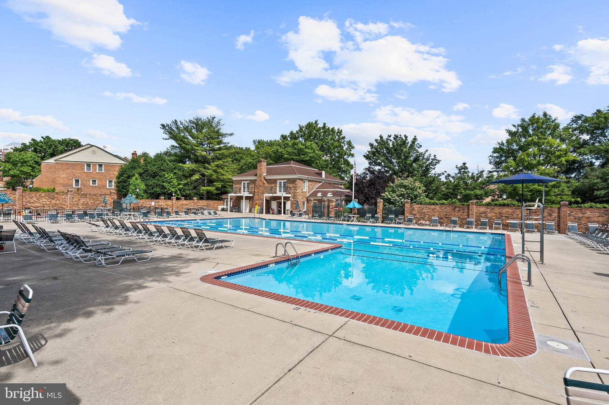 OLD GEORGETOWN VILLAGE - Residential