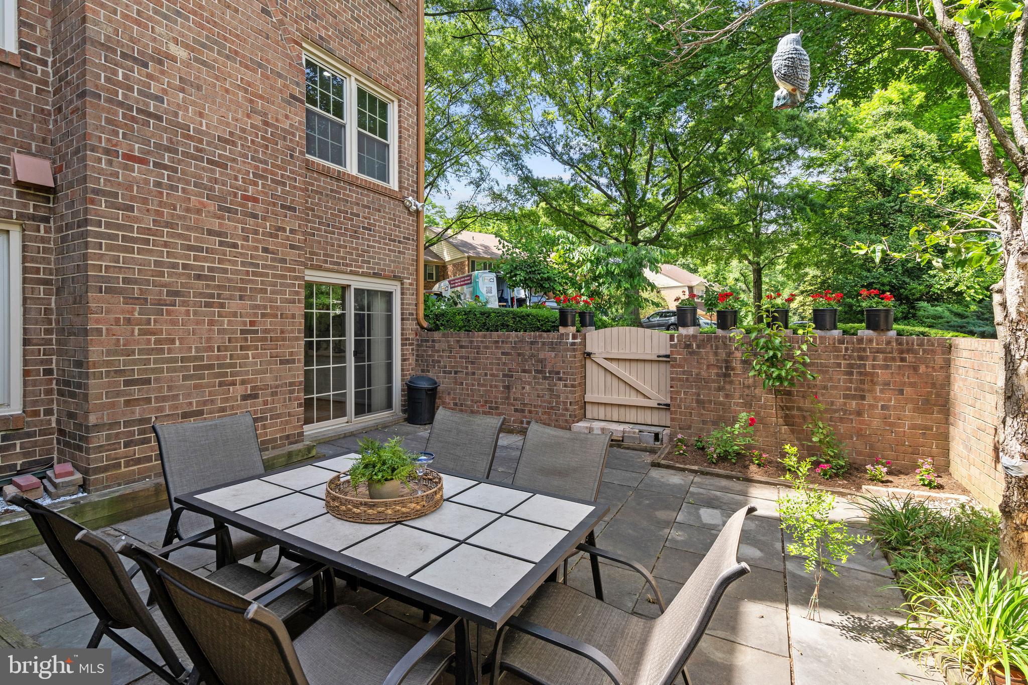 OLD GEORGETOWN VILLAGE - Residential