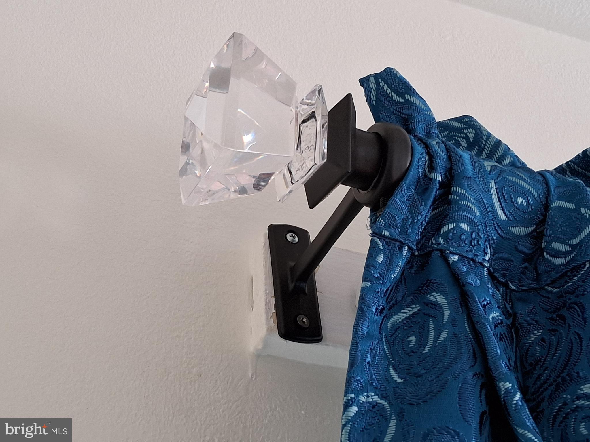 HYDE PARK - Residential