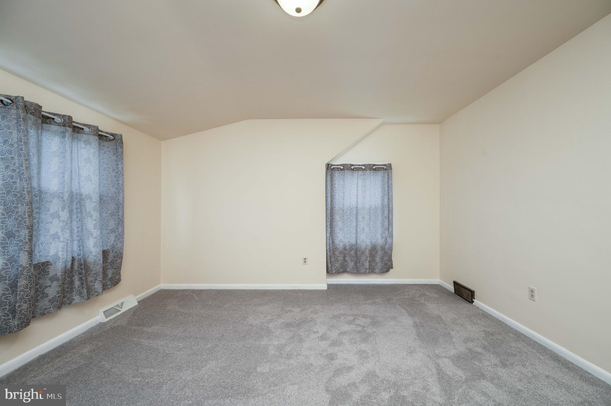 HYDE PARK - Residential