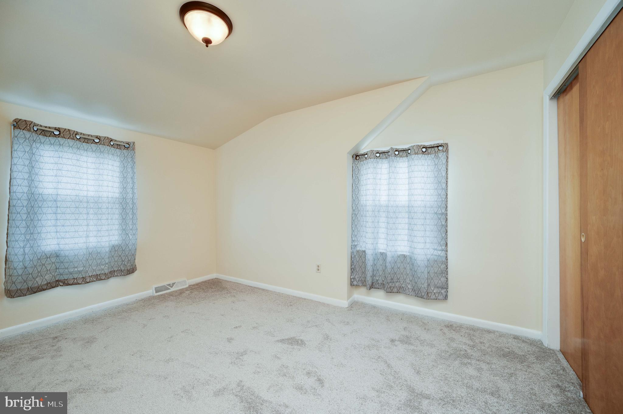 HYDE PARK - Residential