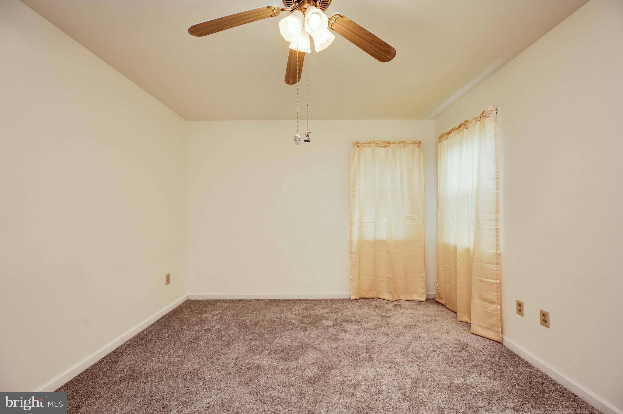 HYDE PARK - Residential