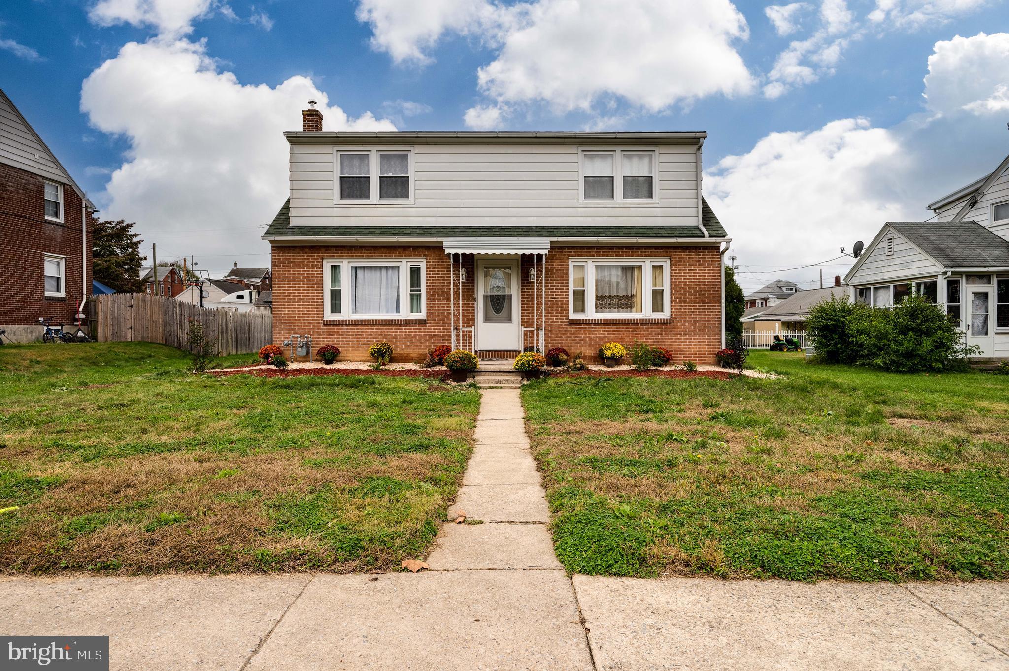 518 MUHLENBERG STREET