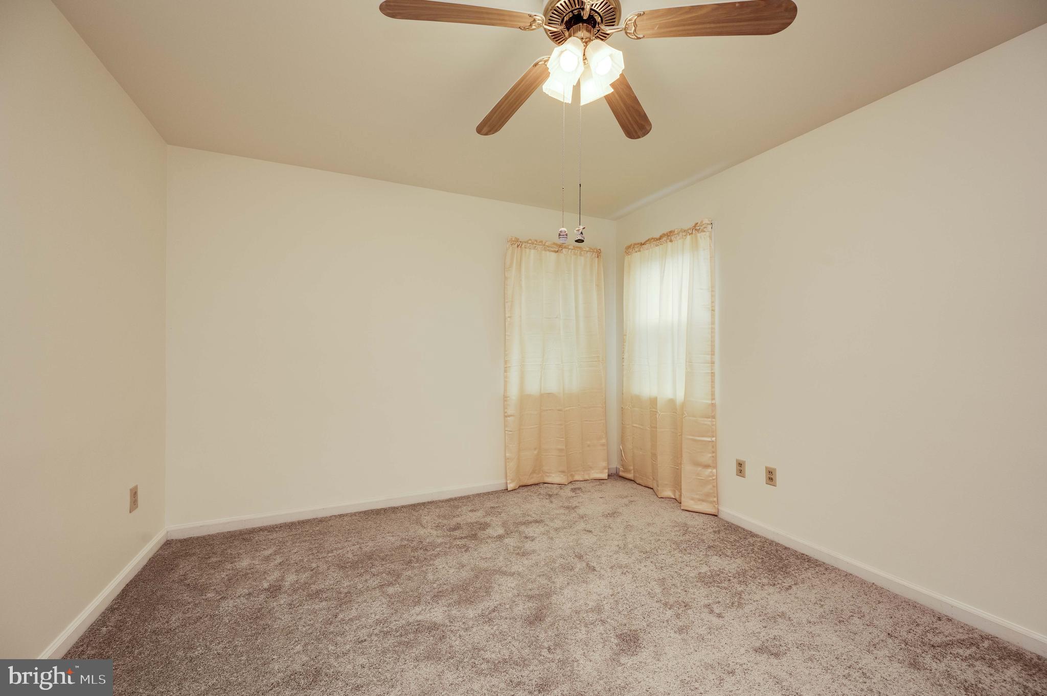 HYDE PARK - Residential