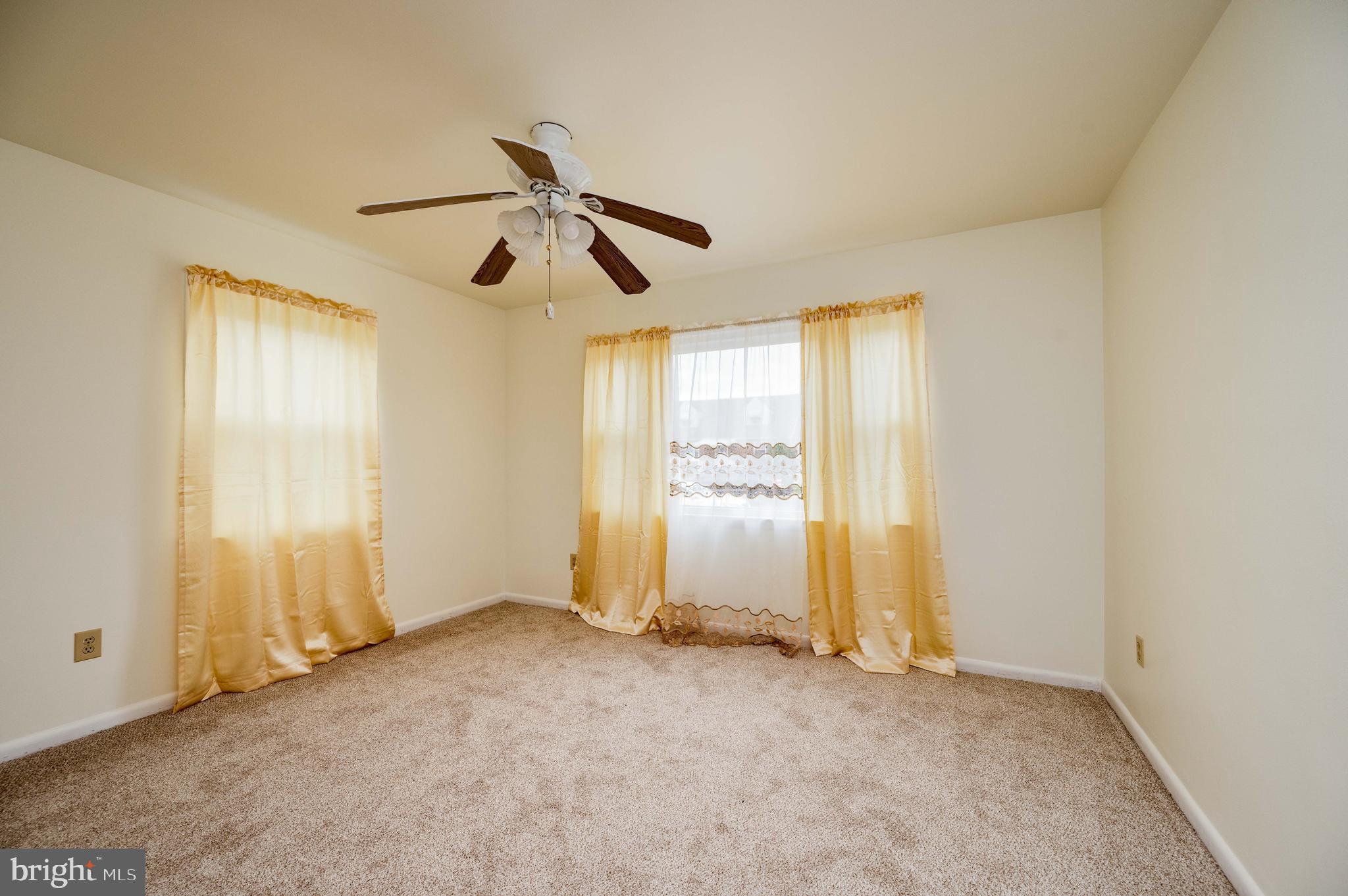 HYDE PARK - Residential