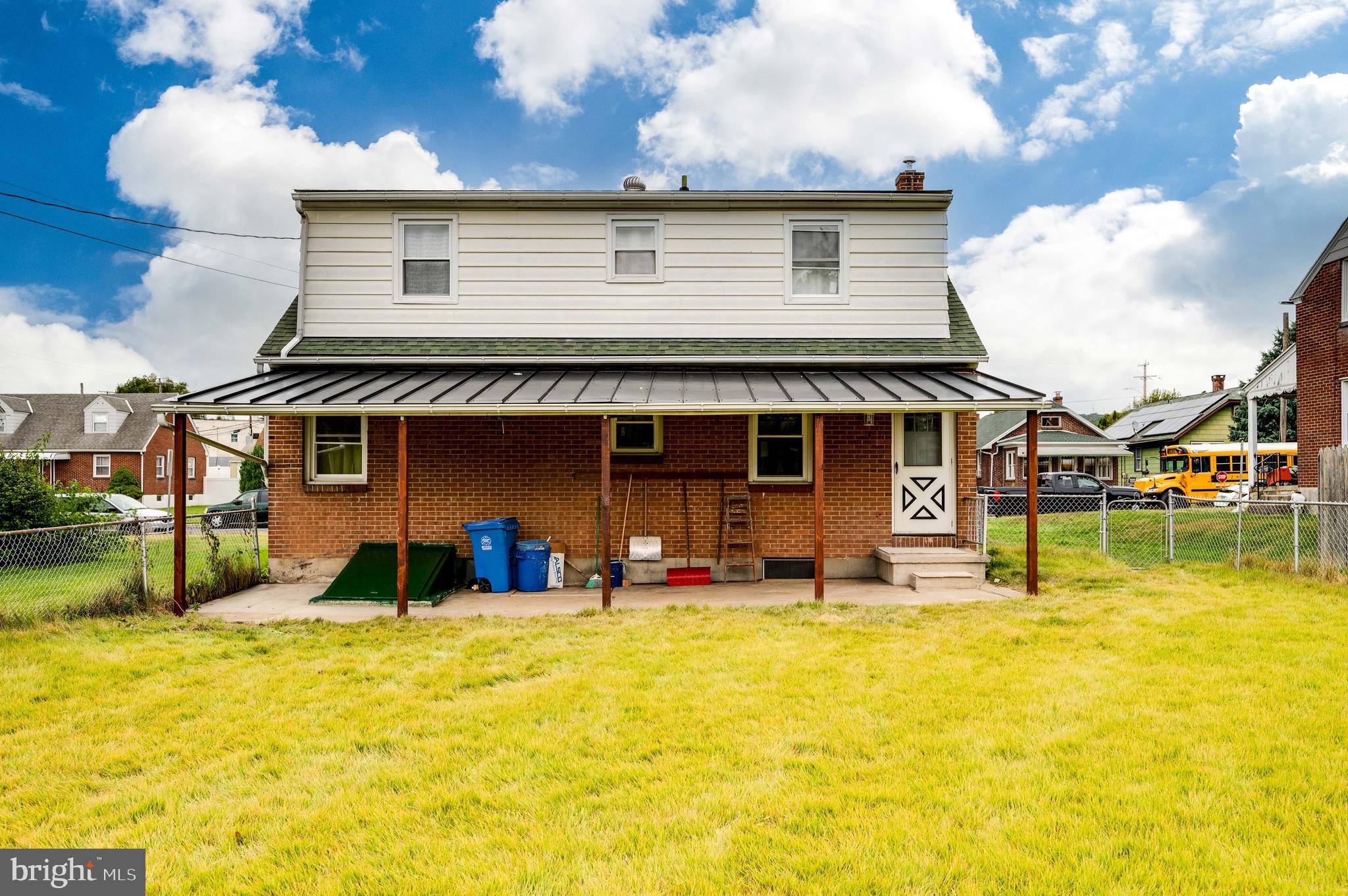 HYDE PARK - Residential