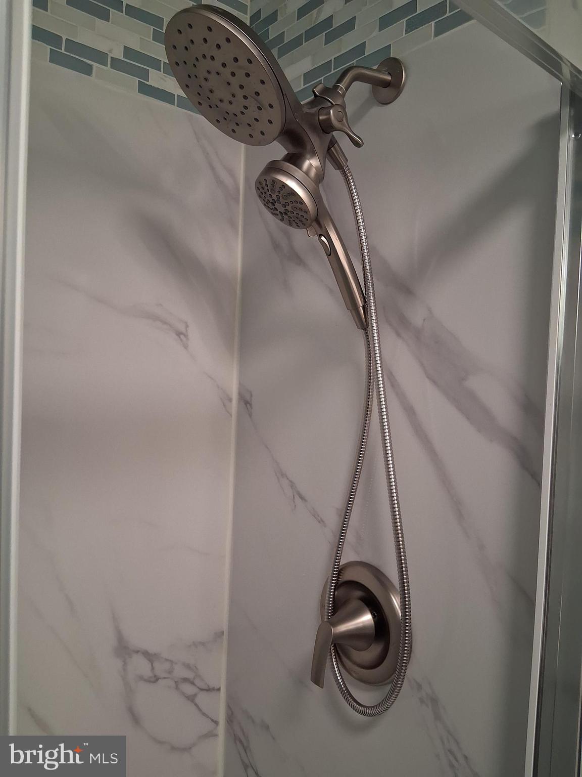 HYDE PARK - Residential