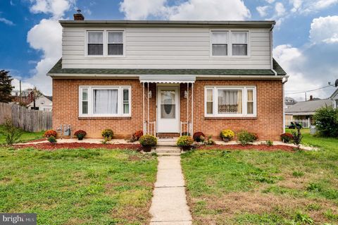 Photo of 518 Muhlenberg Street, READING, PA 19605 (MLS # PABK2064282)