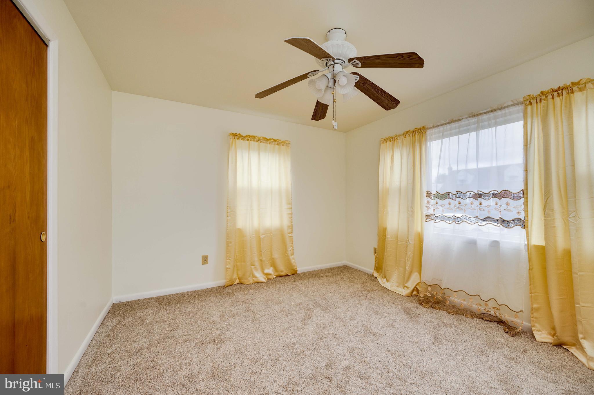 HYDE PARK - Residential