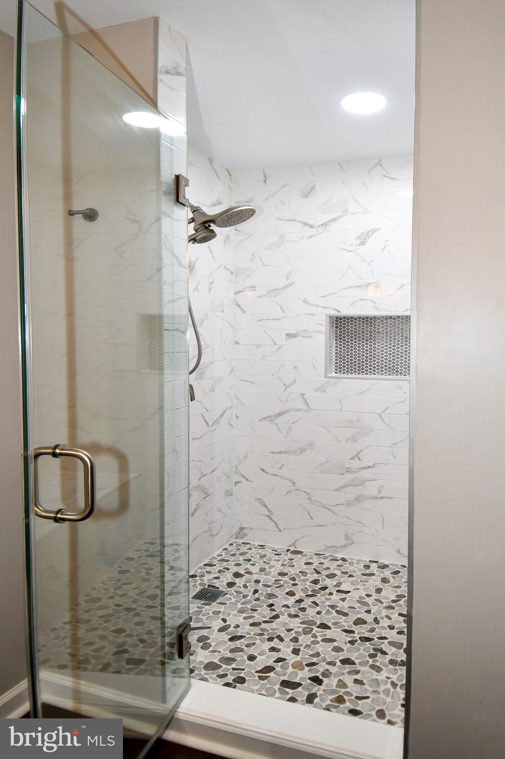 CEDAR RIDGE - Residential