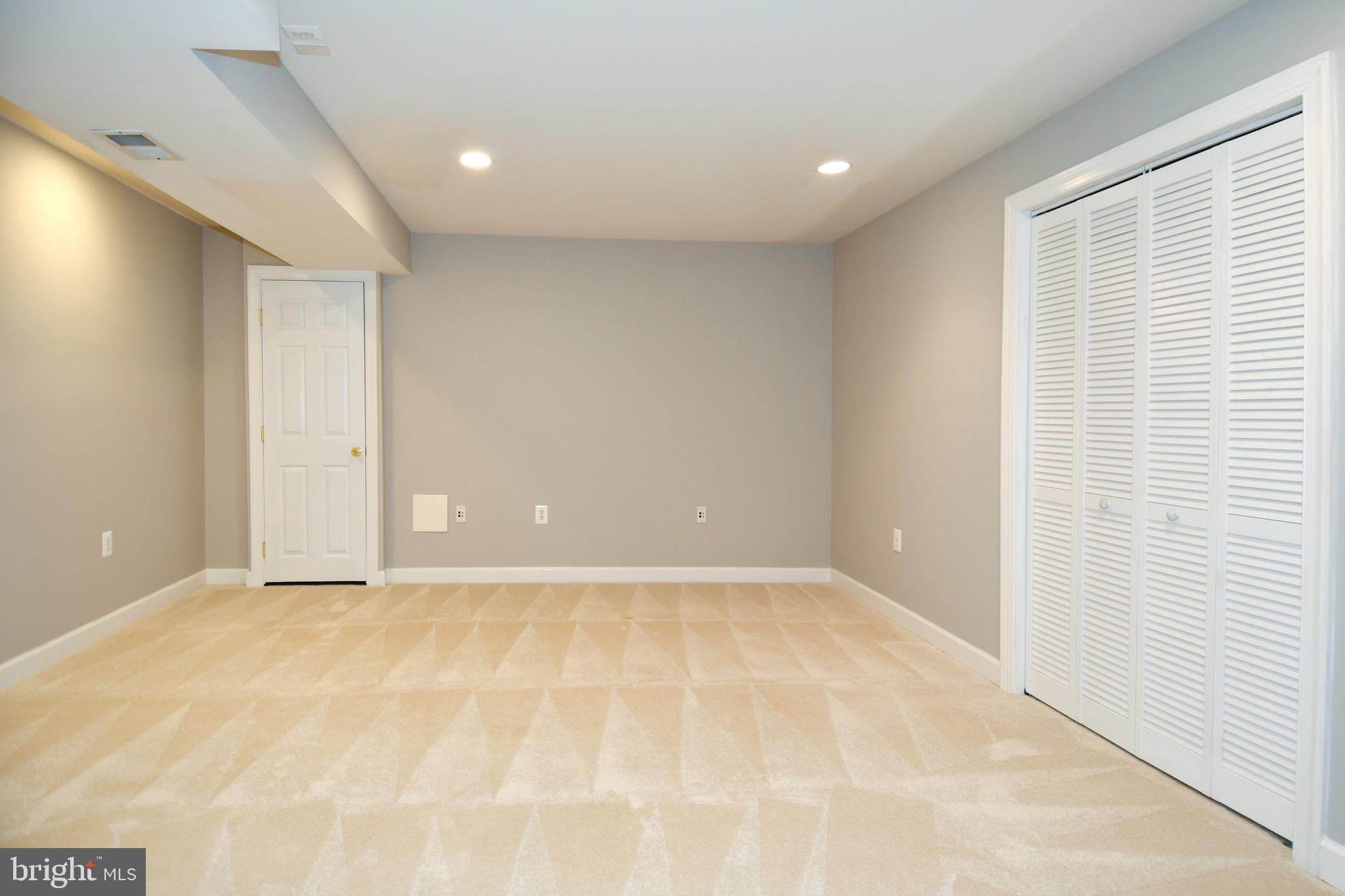 CEDAR RIDGE - Residential