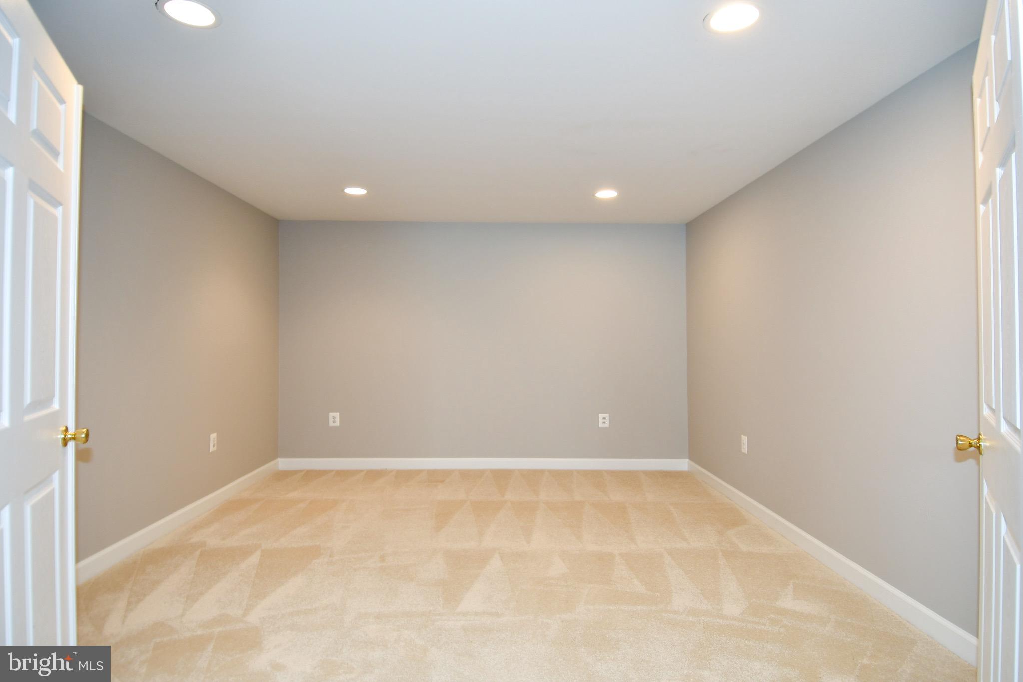 CEDAR RIDGE - Residential