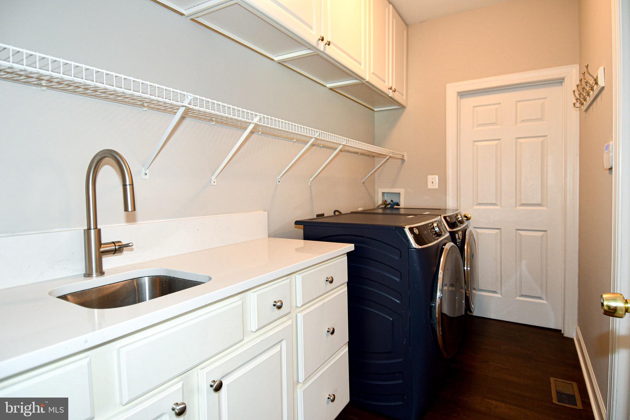 CEDAR RIDGE - Residential