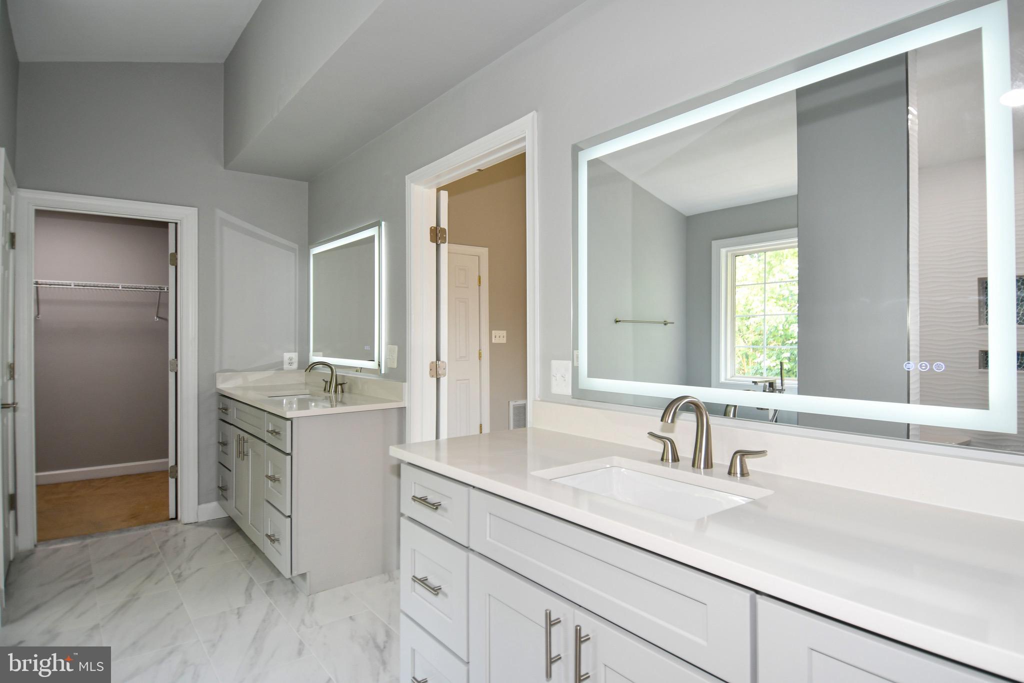 CEDAR RIDGE - Residential