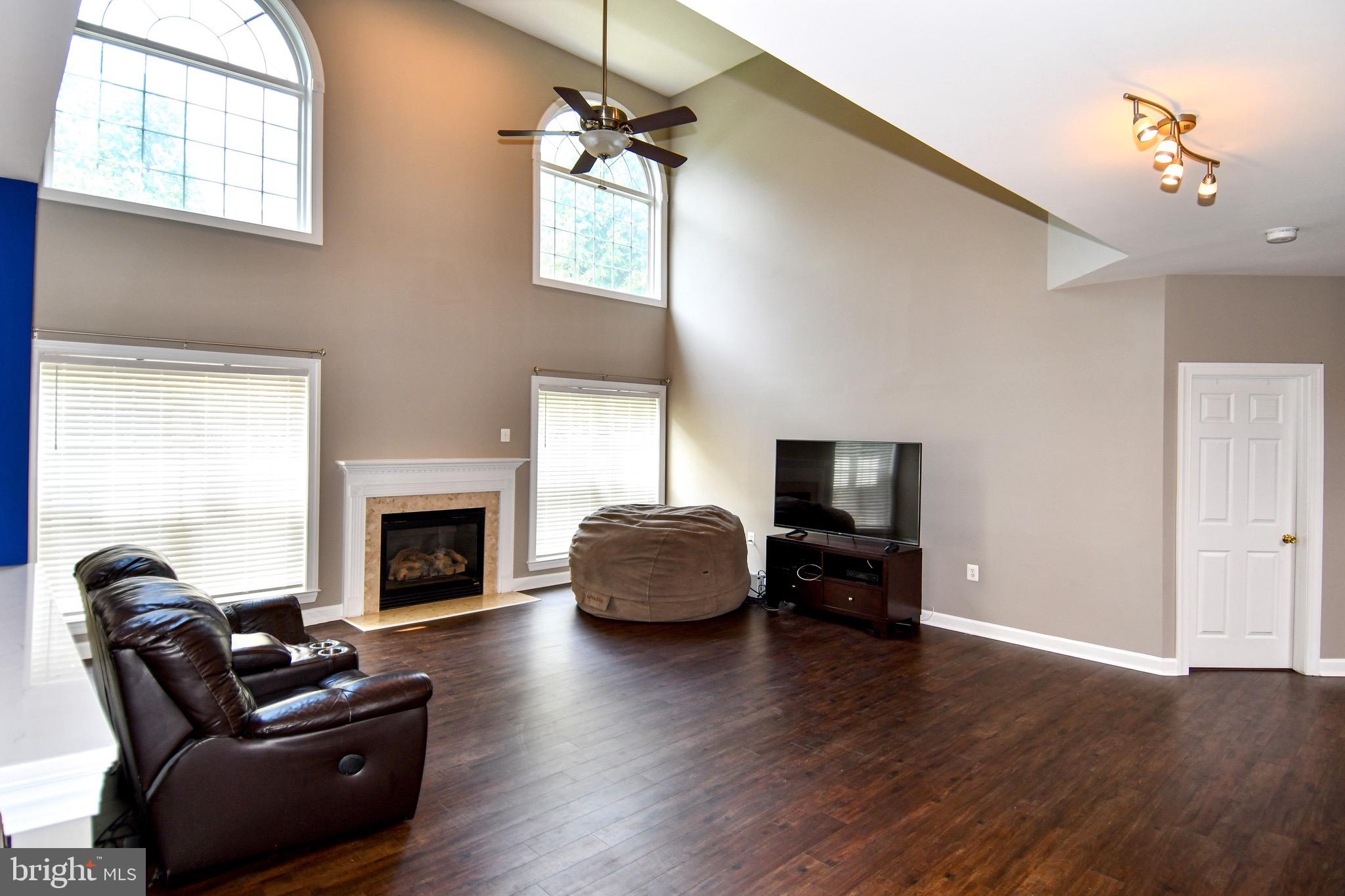 CEDAR RIDGE - Residential