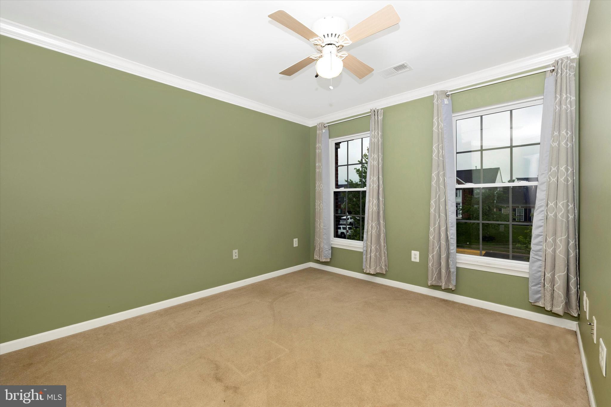 BROOKFIELD - Residential