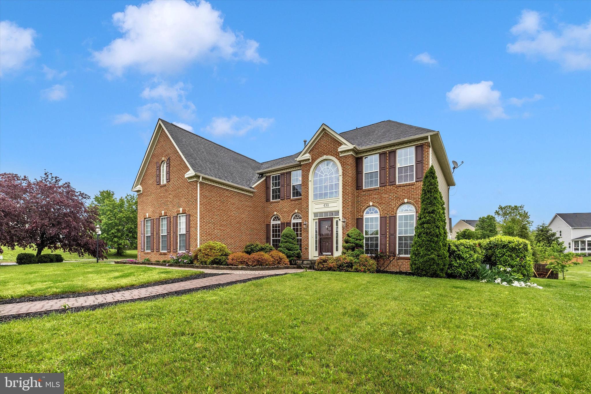 BROOKFIELD - Residential