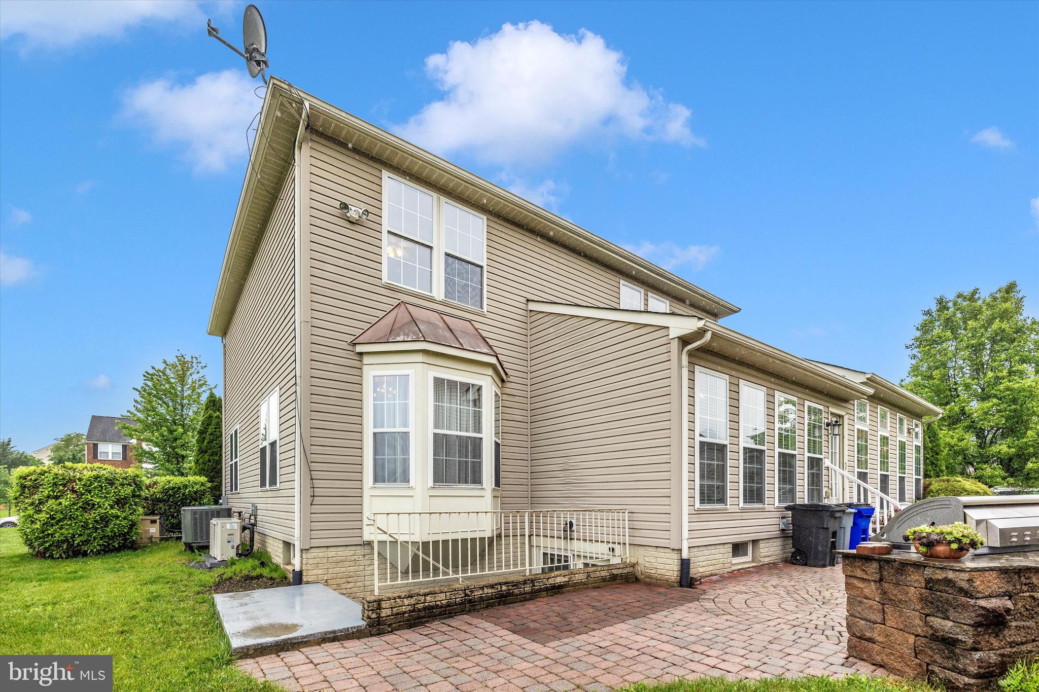 BROOKFIELD - Residential