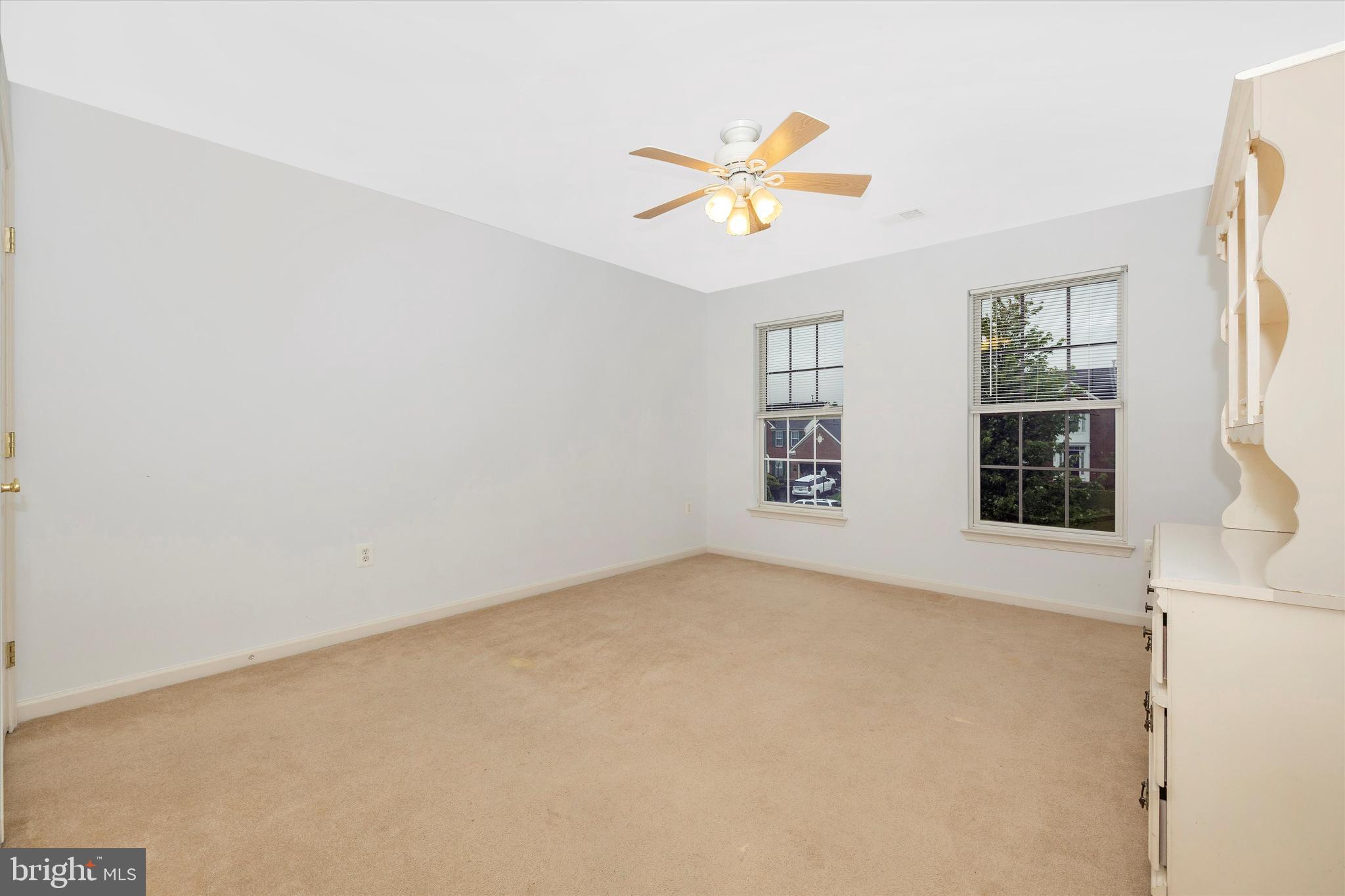 BROOKFIELD - Residential