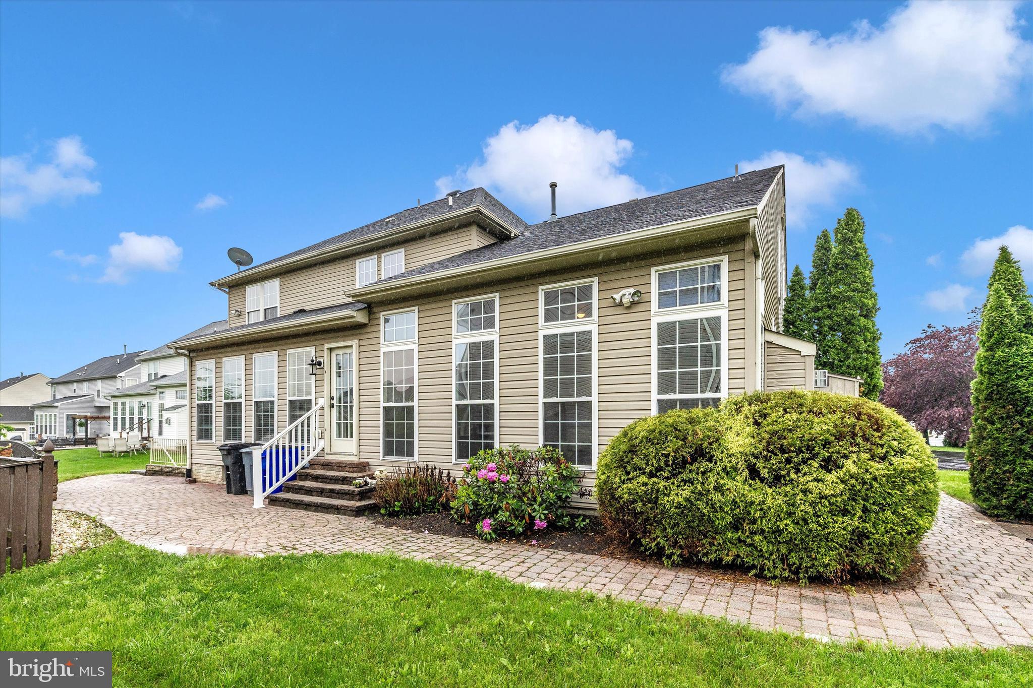 BROOKFIELD - Residential