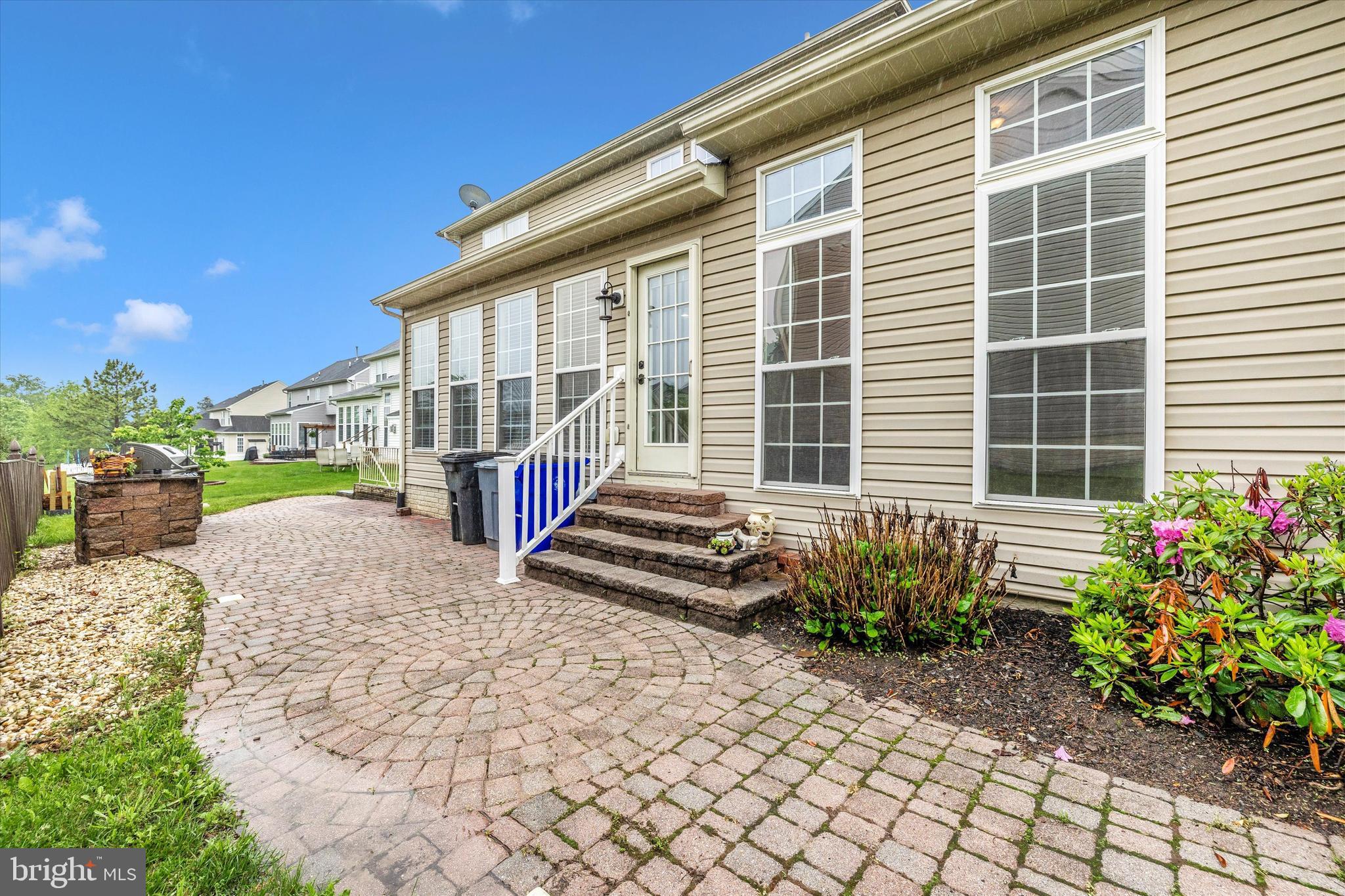 BROOKFIELD - Residential