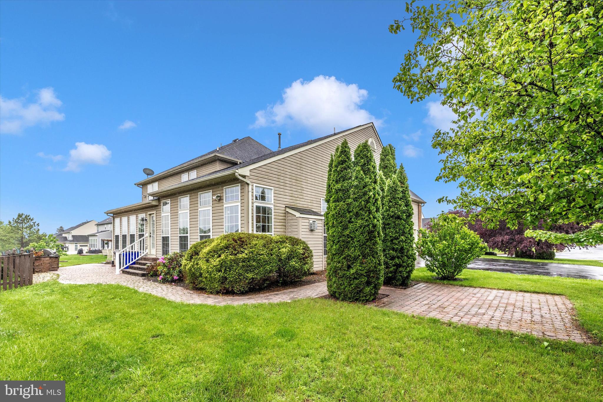 BROOKFIELD - Residential