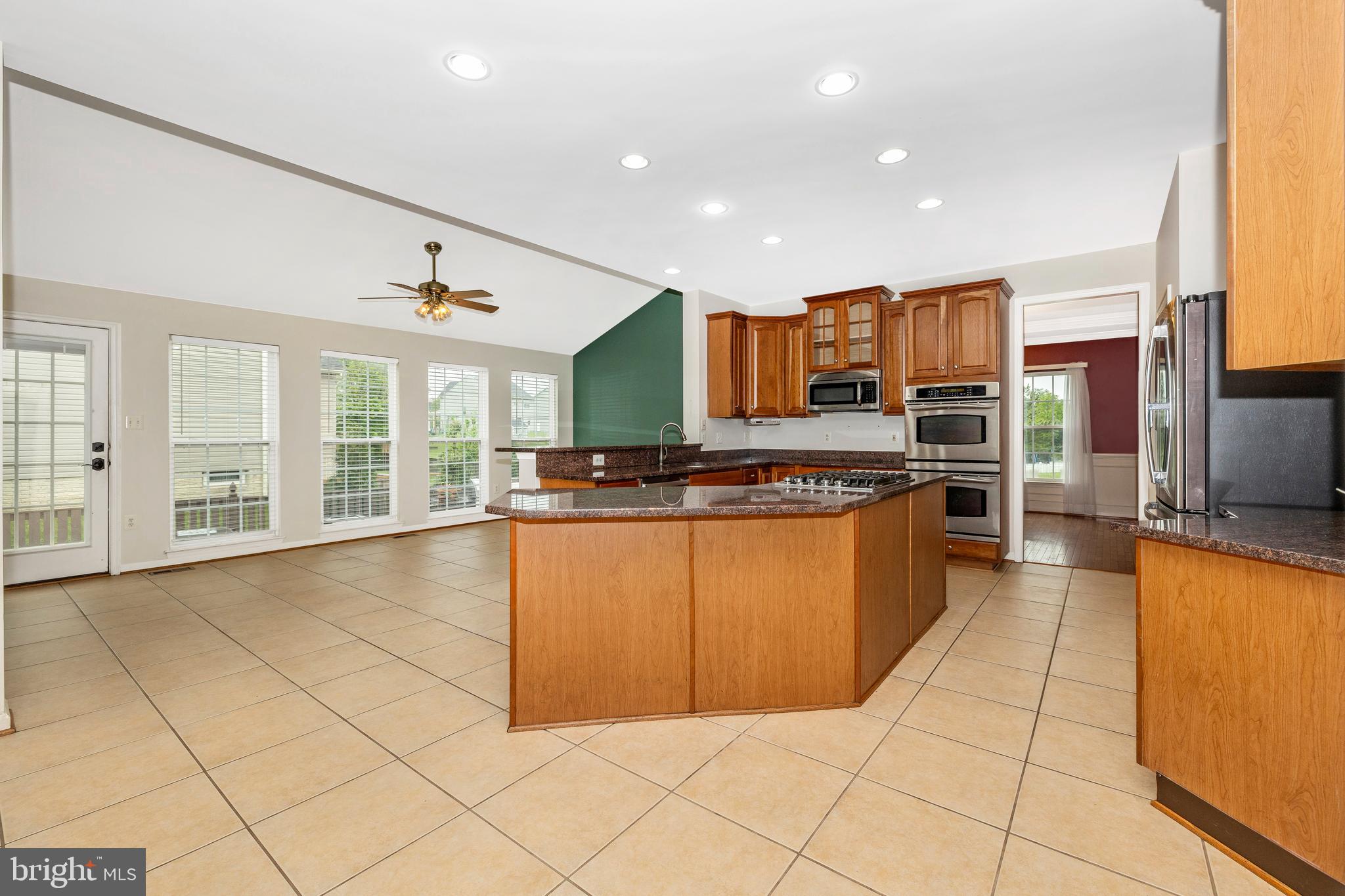 BROOKFIELD - Residential