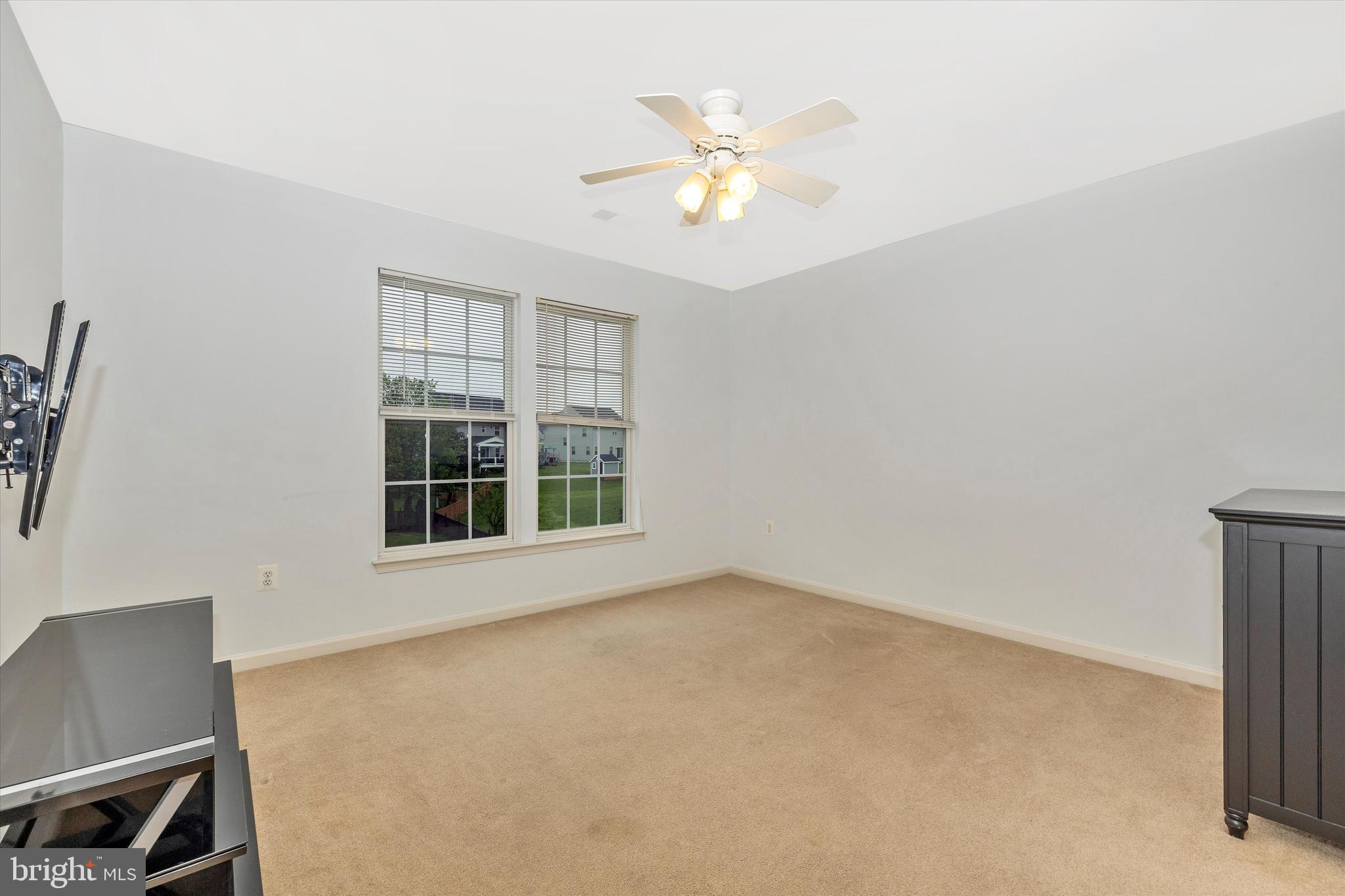 BROOKFIELD - Residential