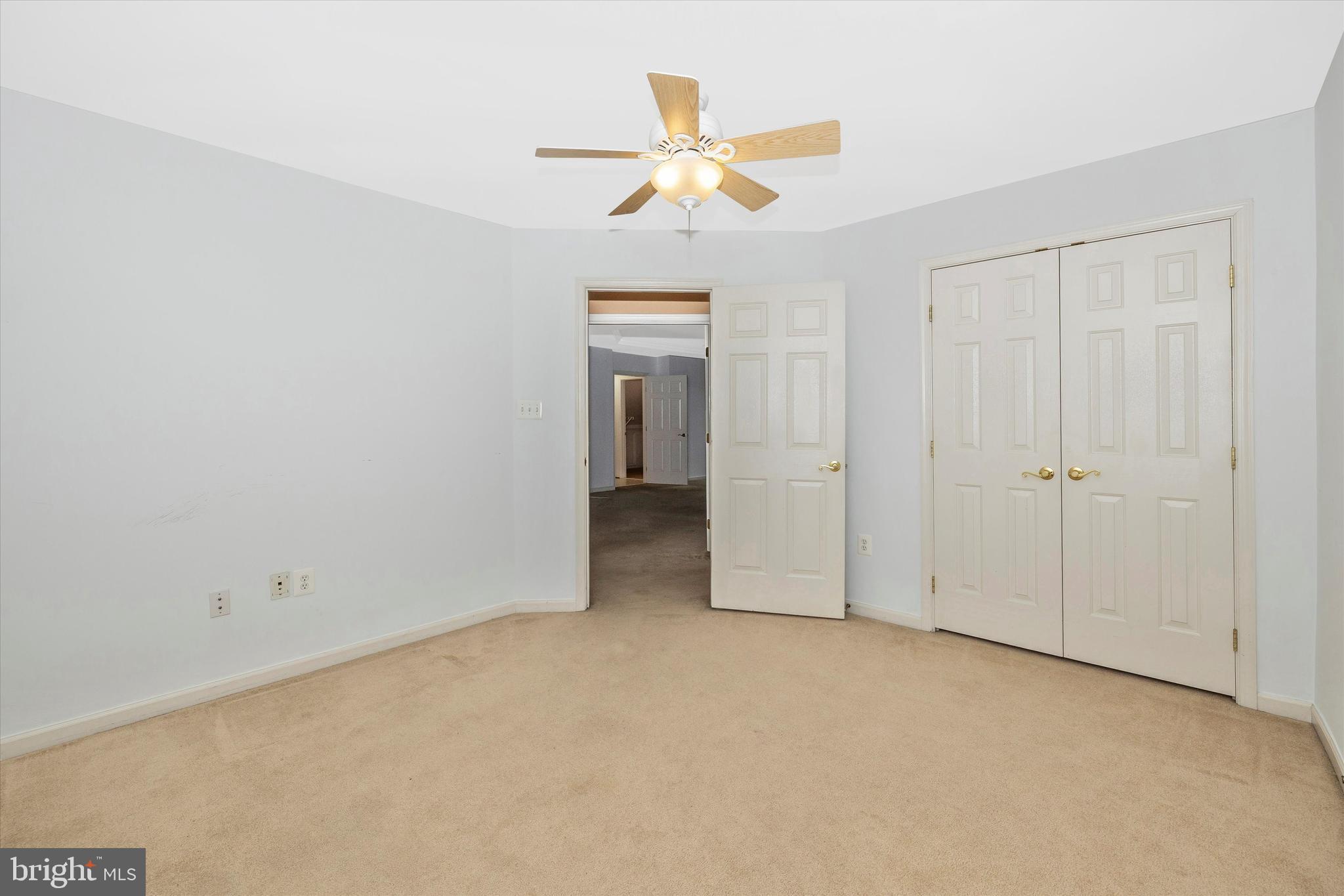 BROOKFIELD - Residential