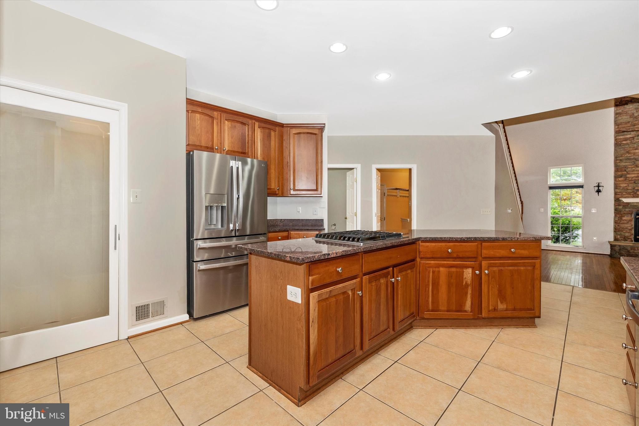 BROOKFIELD - Residential