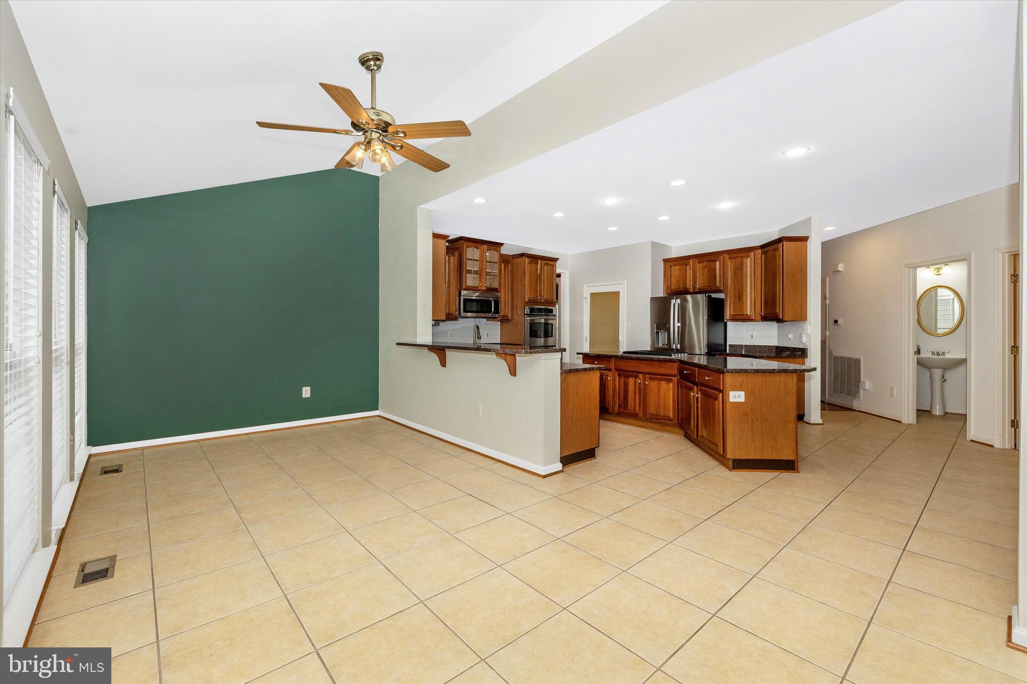 BROOKFIELD - Residential