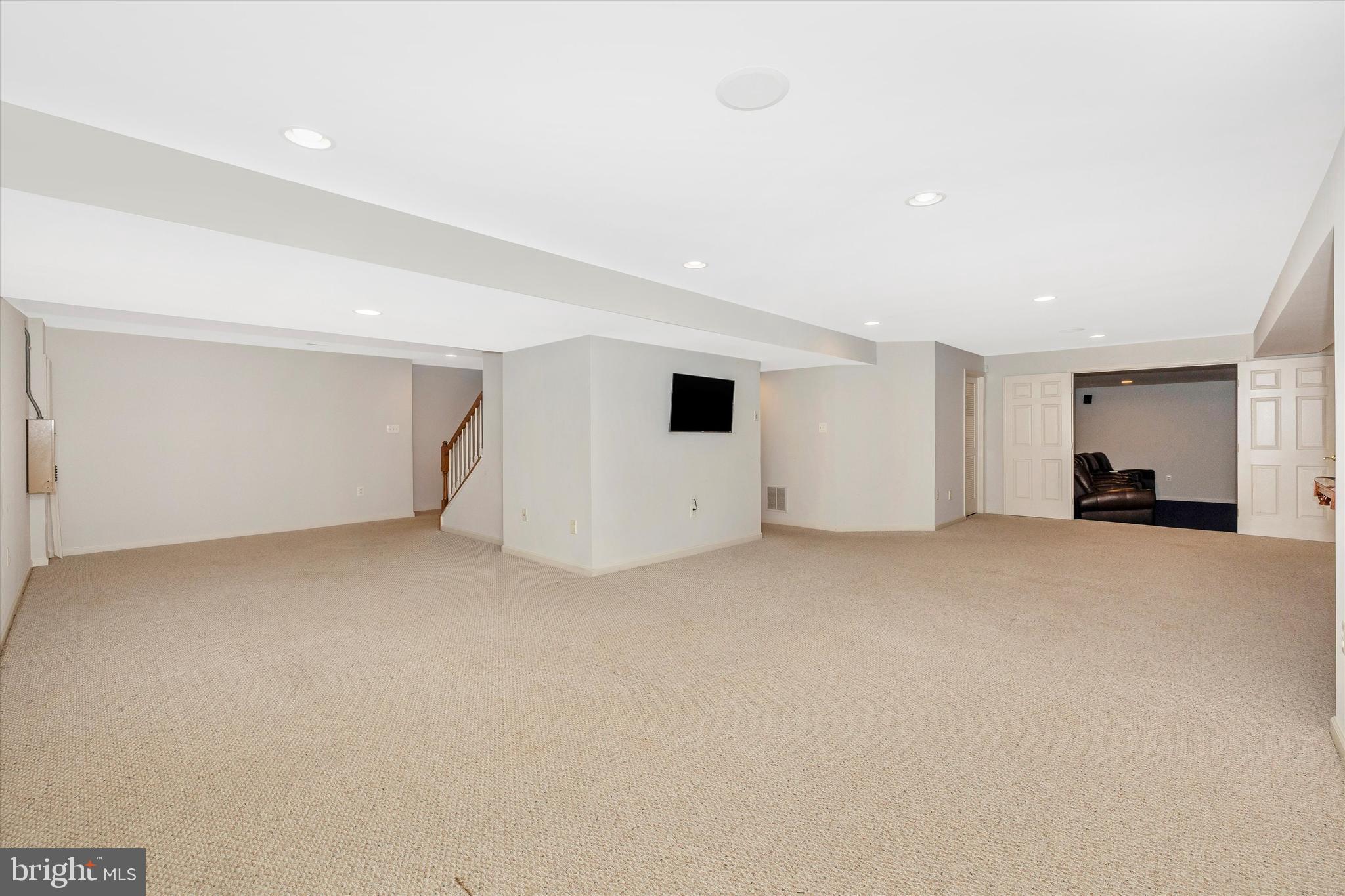 BROOKFIELD - Residential