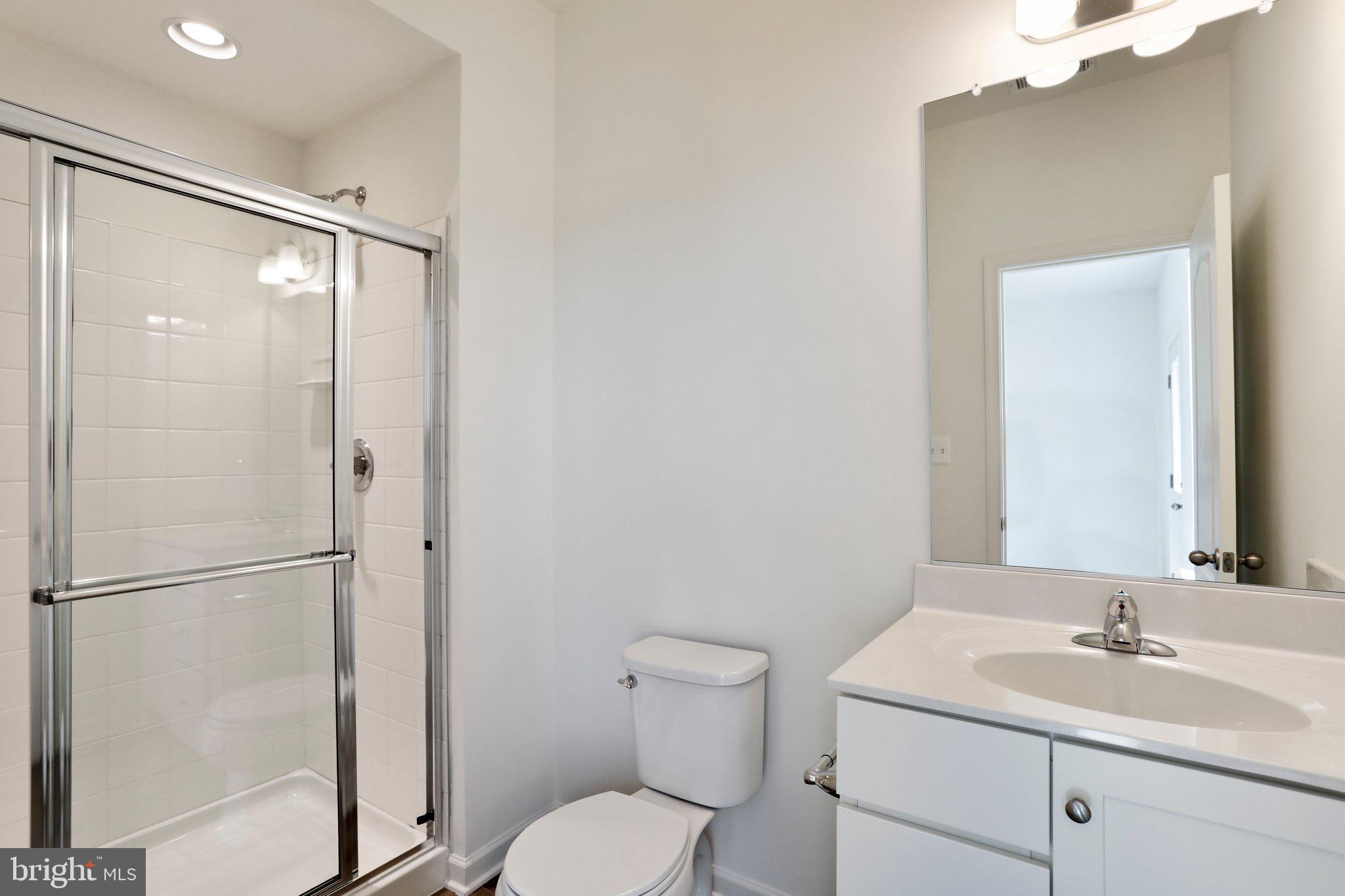 OVERLOOK AT RIVERSIDE - Residential Lease