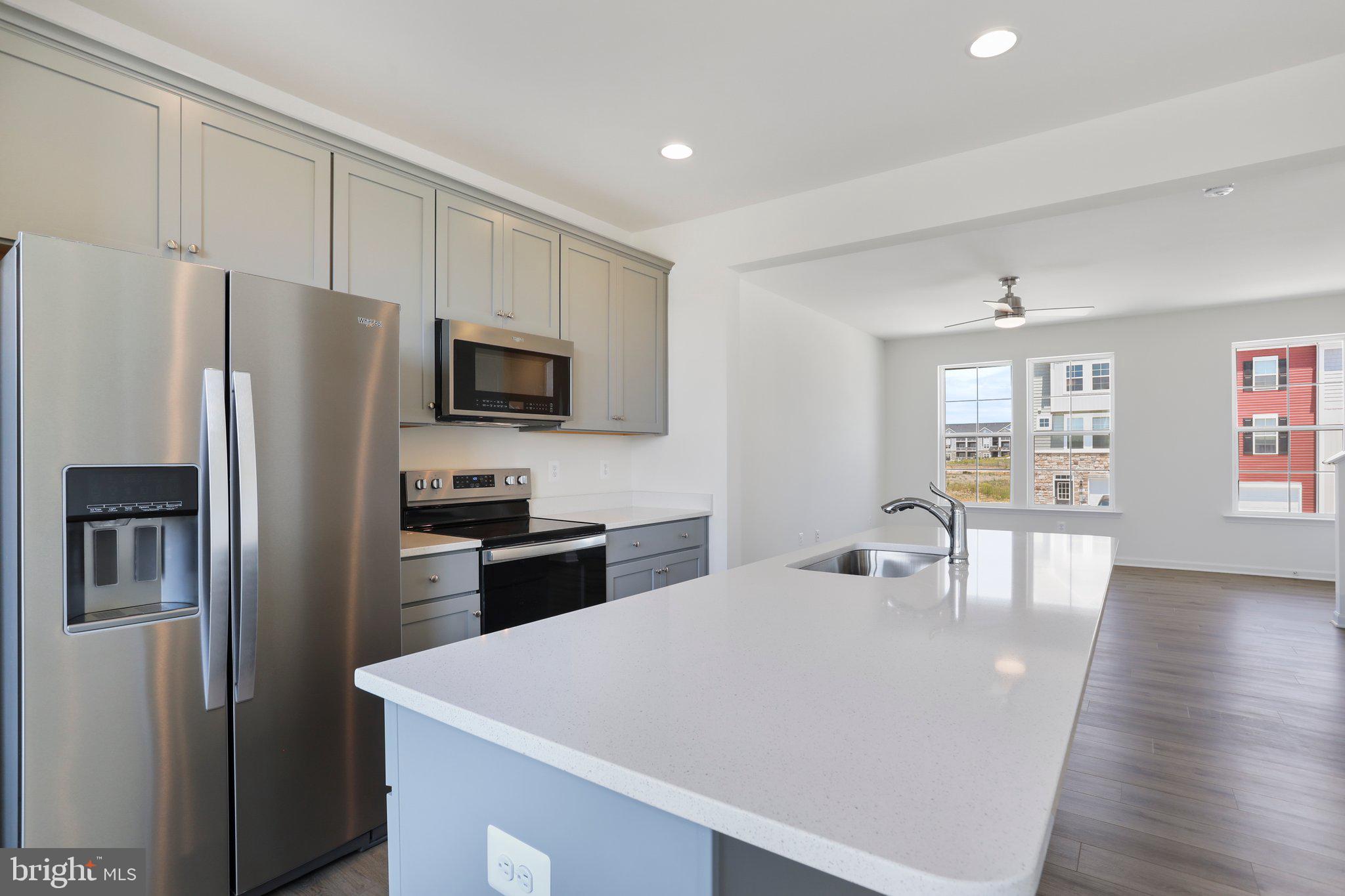 OVERLOOK AT RIVERSIDE - Residential Lease