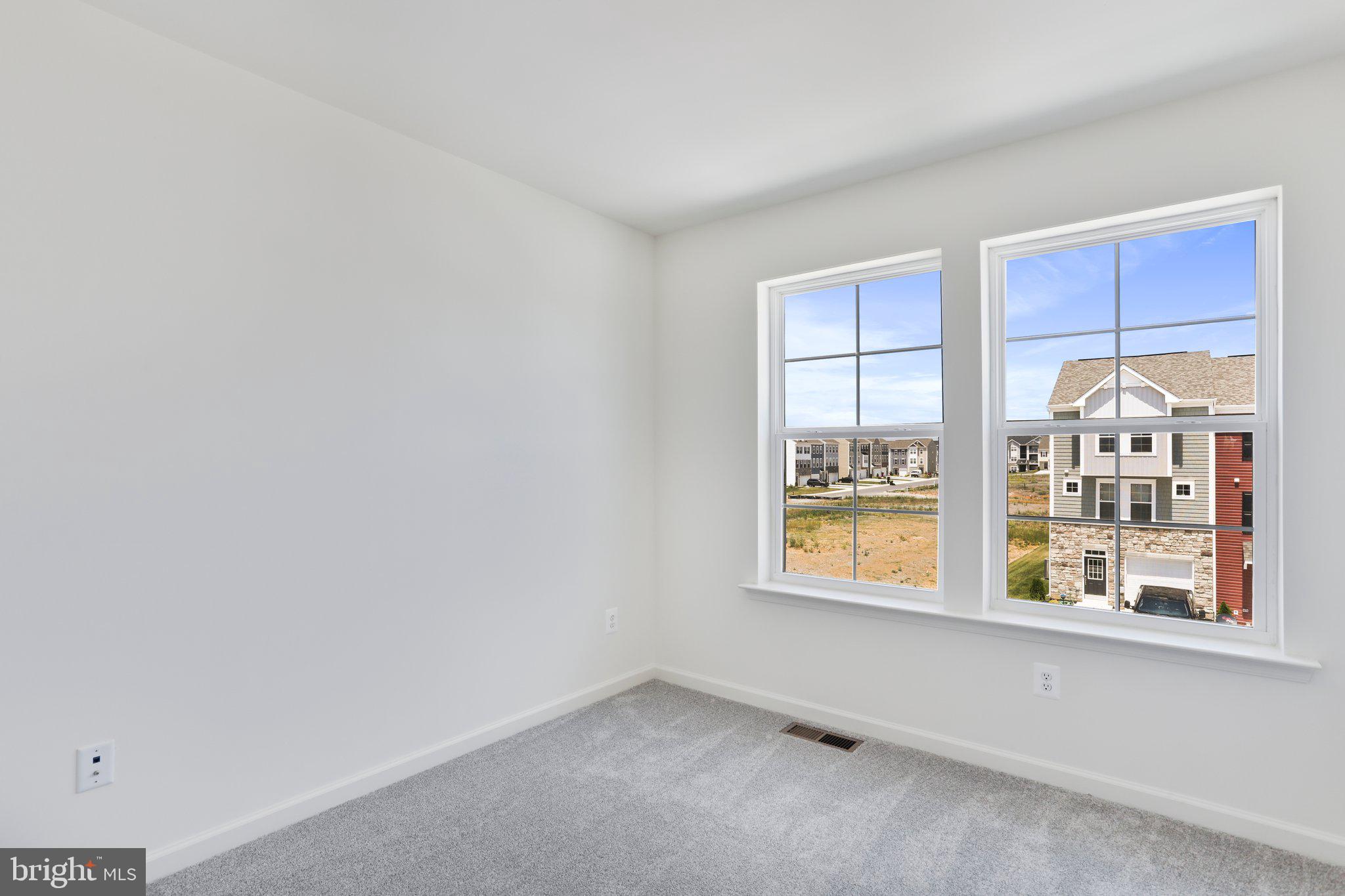 OVERLOOK AT RIVERSIDE - Residential Lease