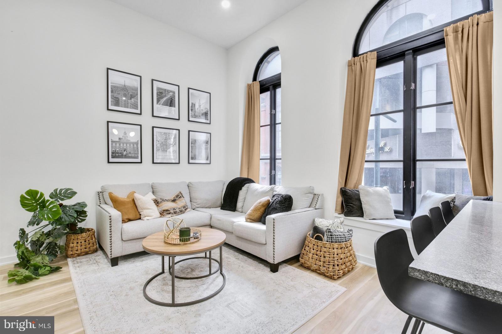 CENTER CITY - Residential Lease