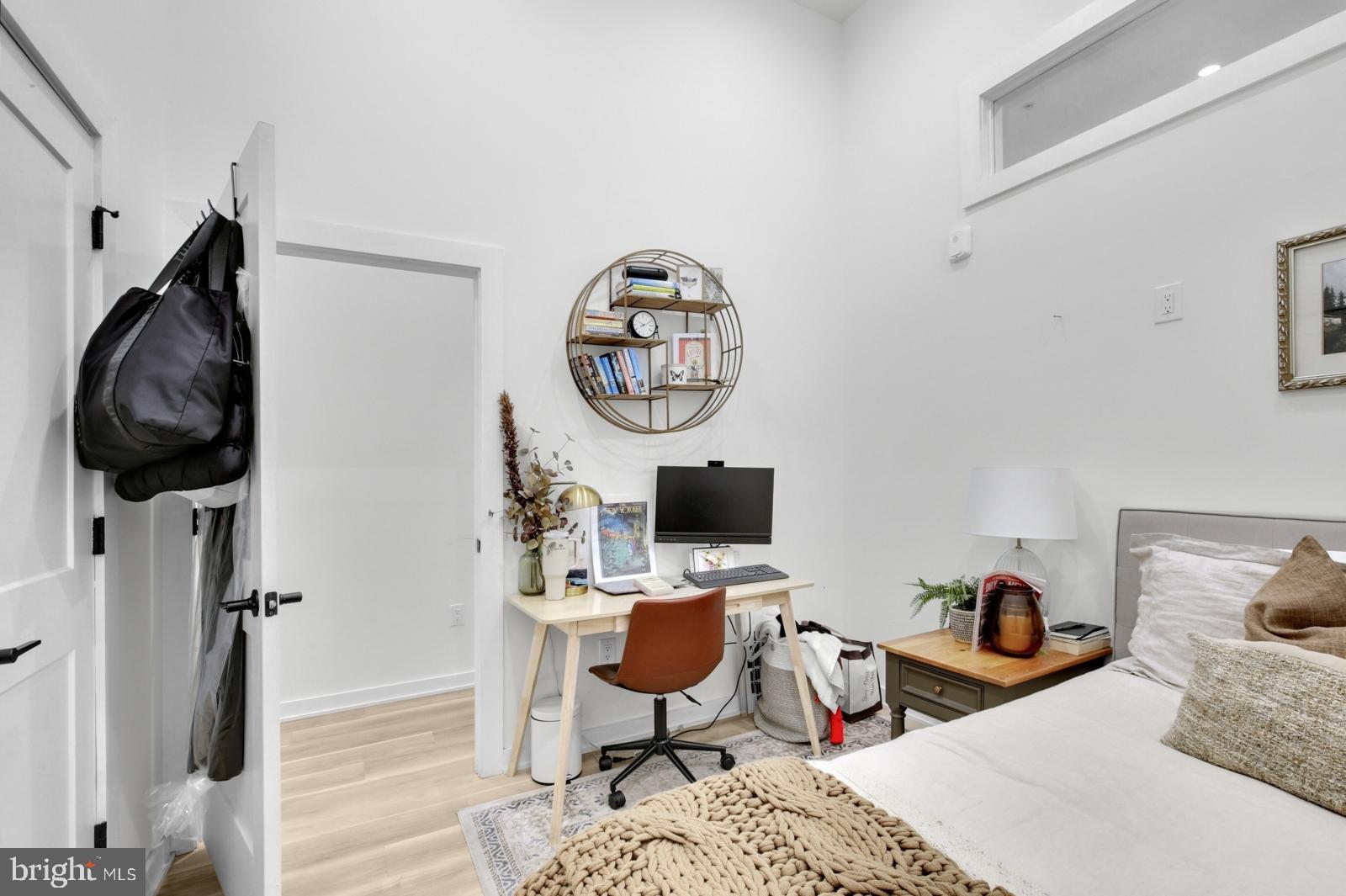 CENTER CITY - Residential Lease