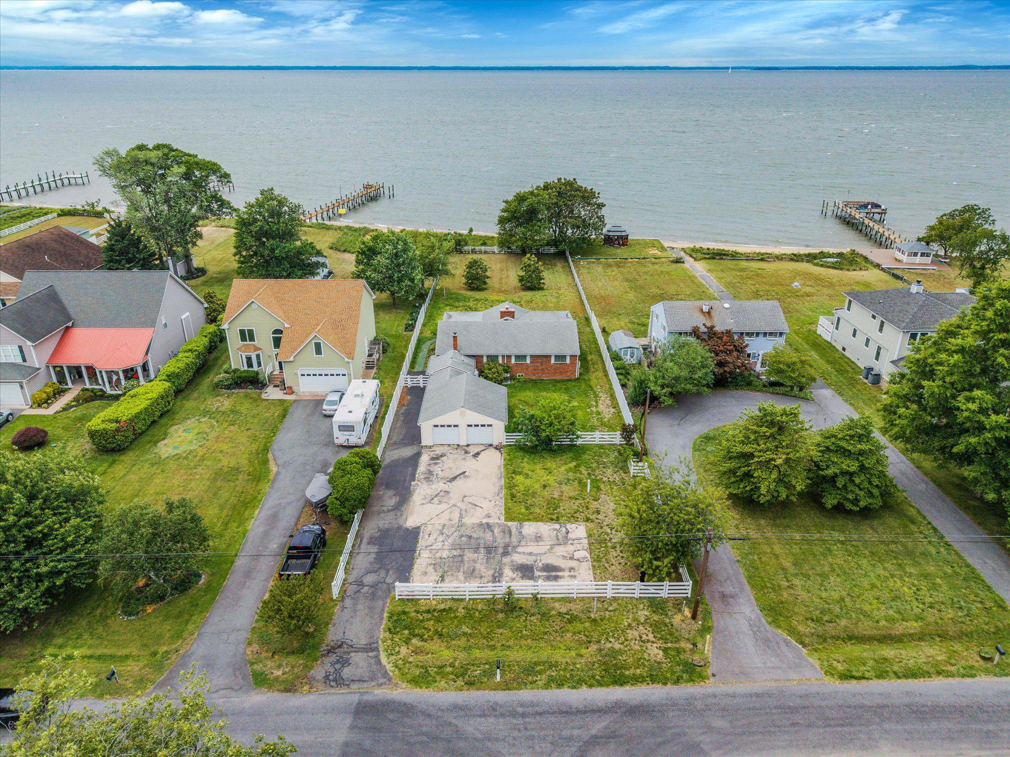 400 BEACHSIDE DRIVE