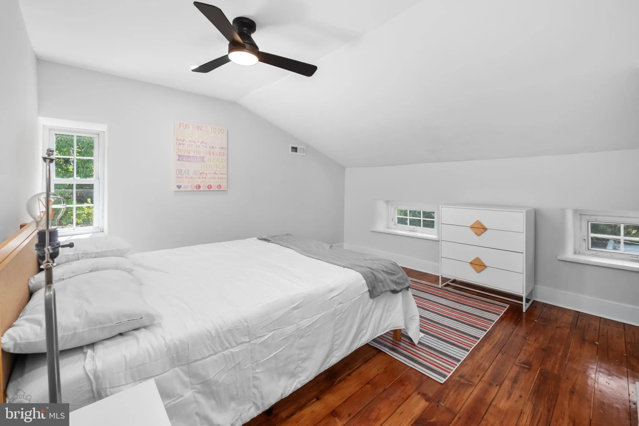 Philadelphia, Pennsylvania 19119, United States, 3 Bedrooms Bedrooms, ,2 BathroomsBathrooms,Residential,Pending,201552